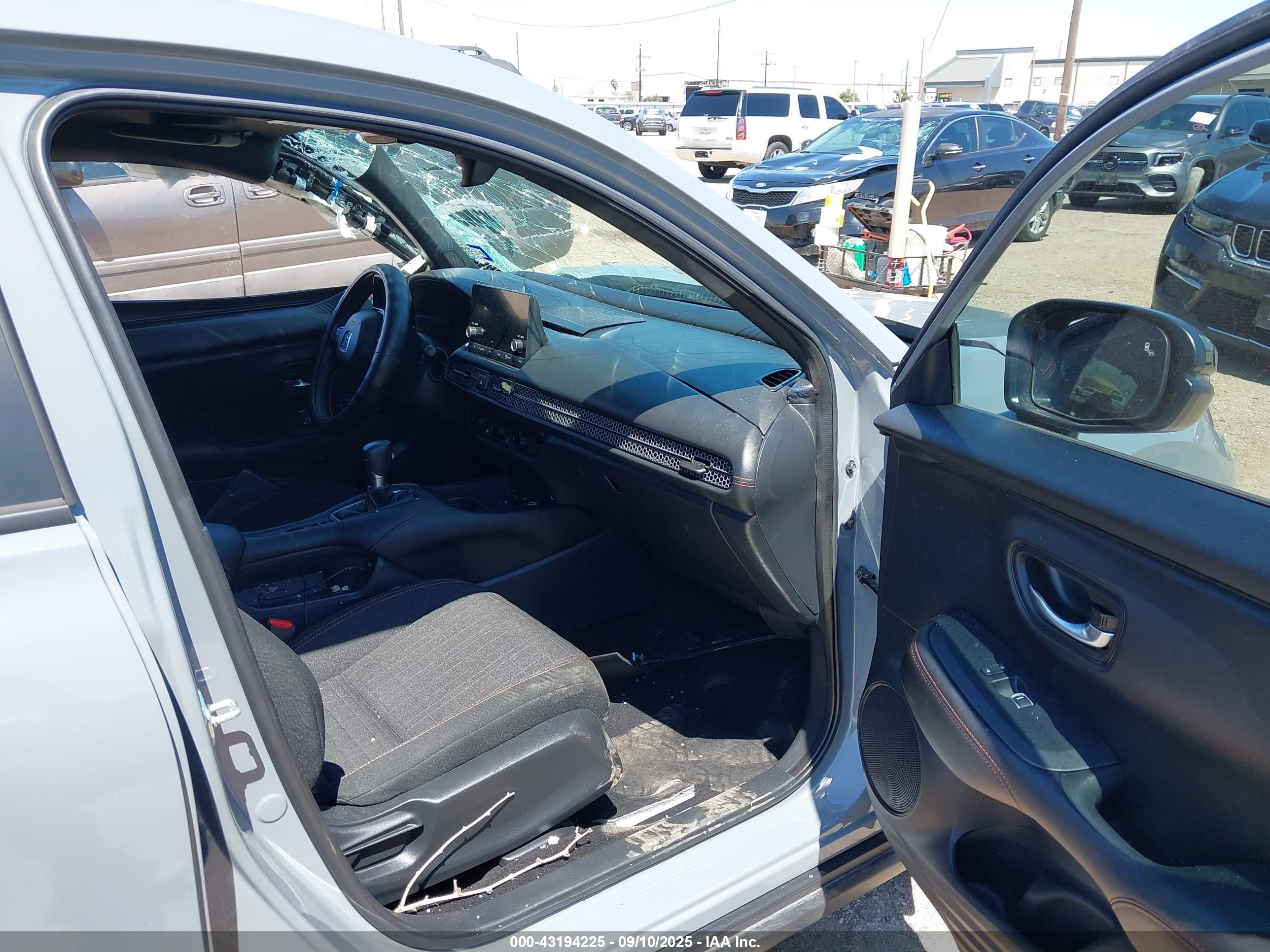 HONDA HR-V image 5