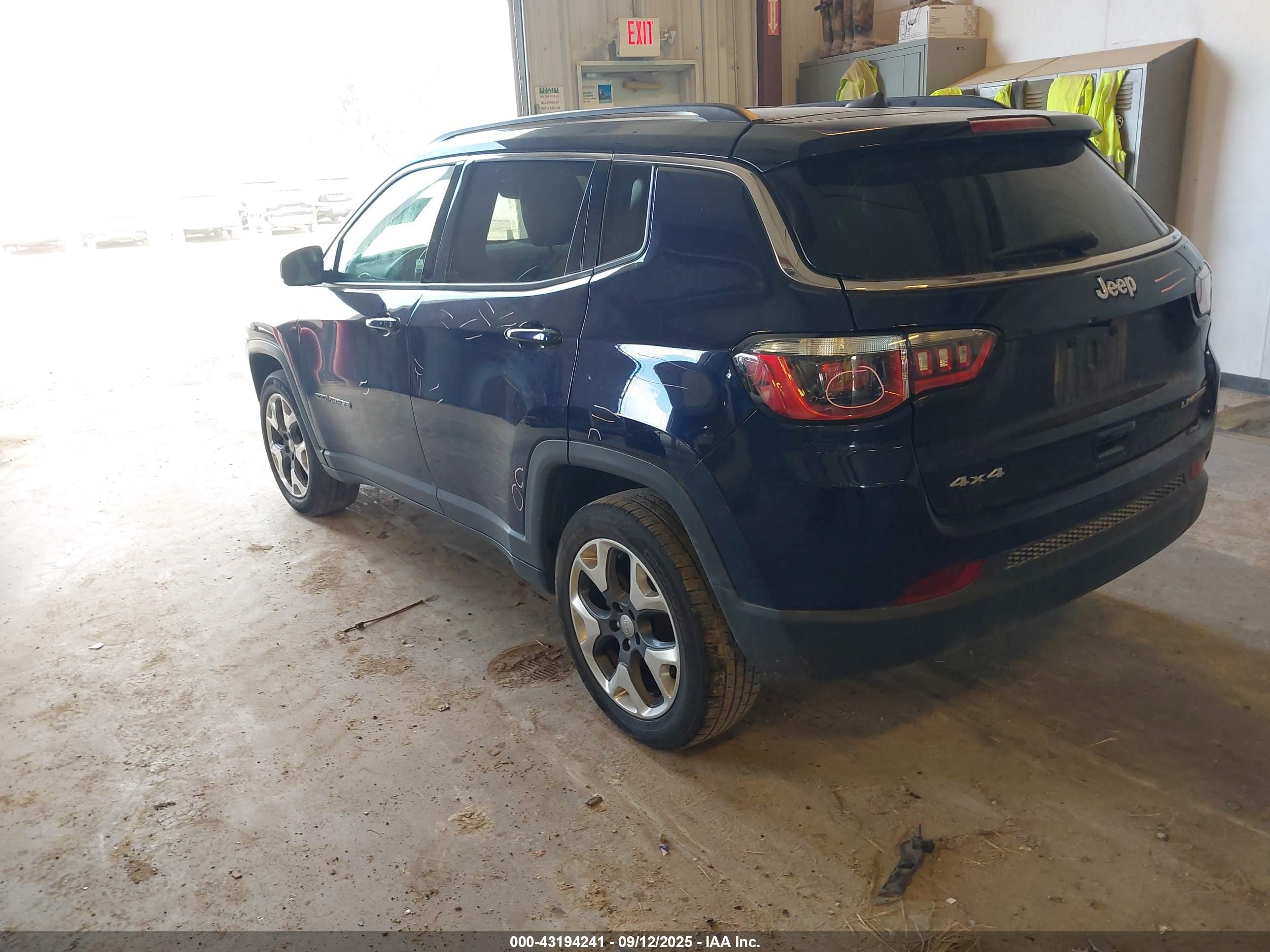 JEEP COMPASS image 3