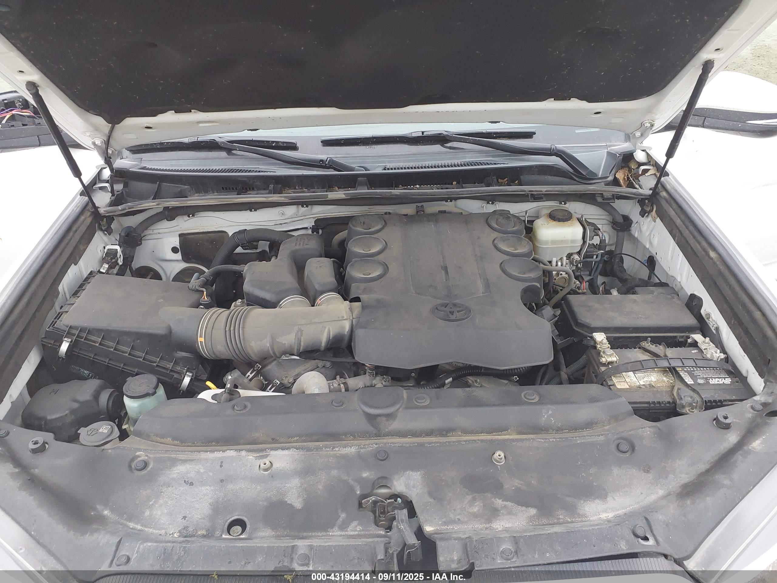 TOYOTA 4RUNNER image 10