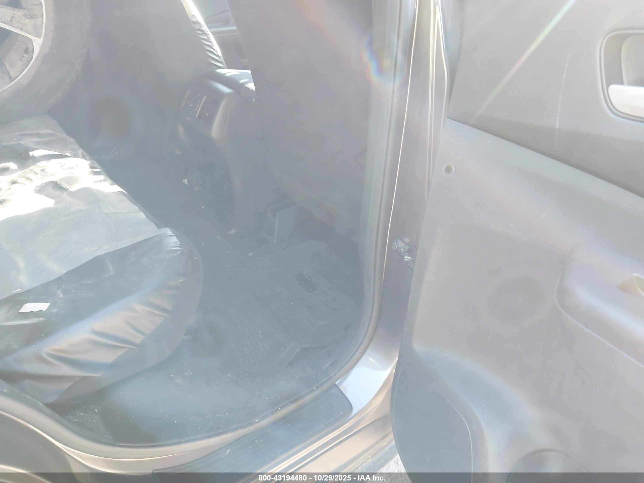 HONDA CR-V image 8