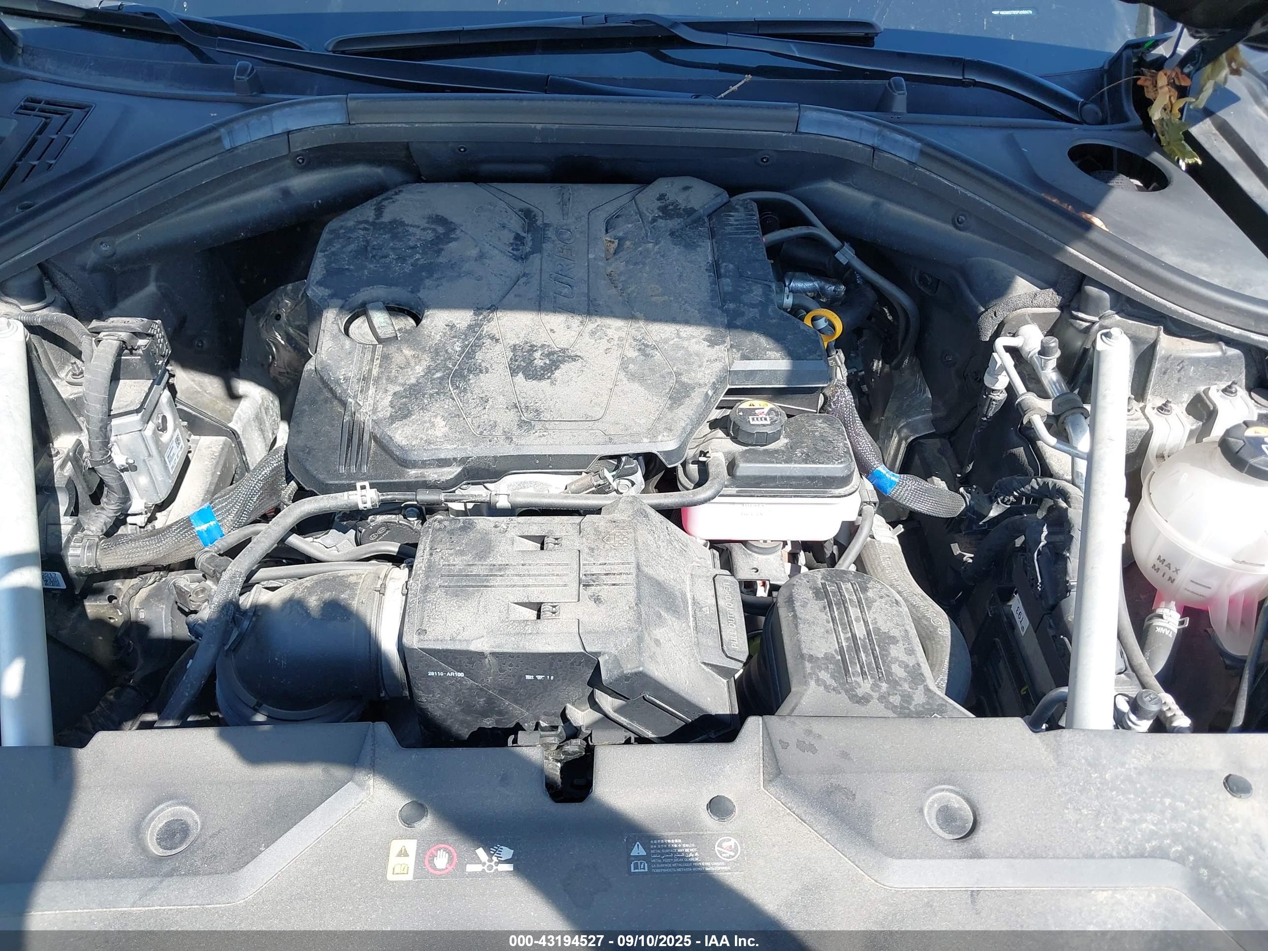 GENESIS GV70 image 10