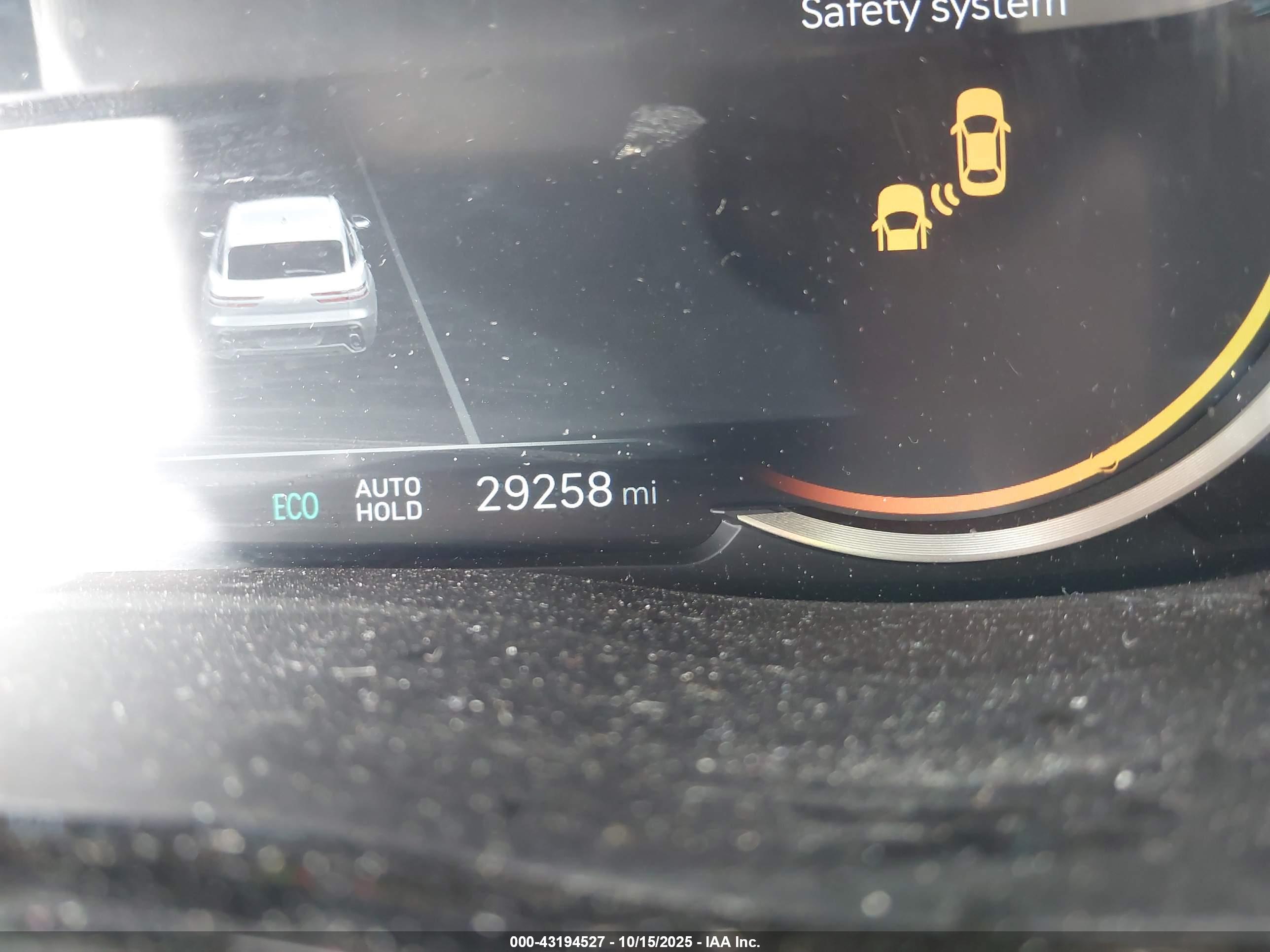 GENESIS GV70 image 7
