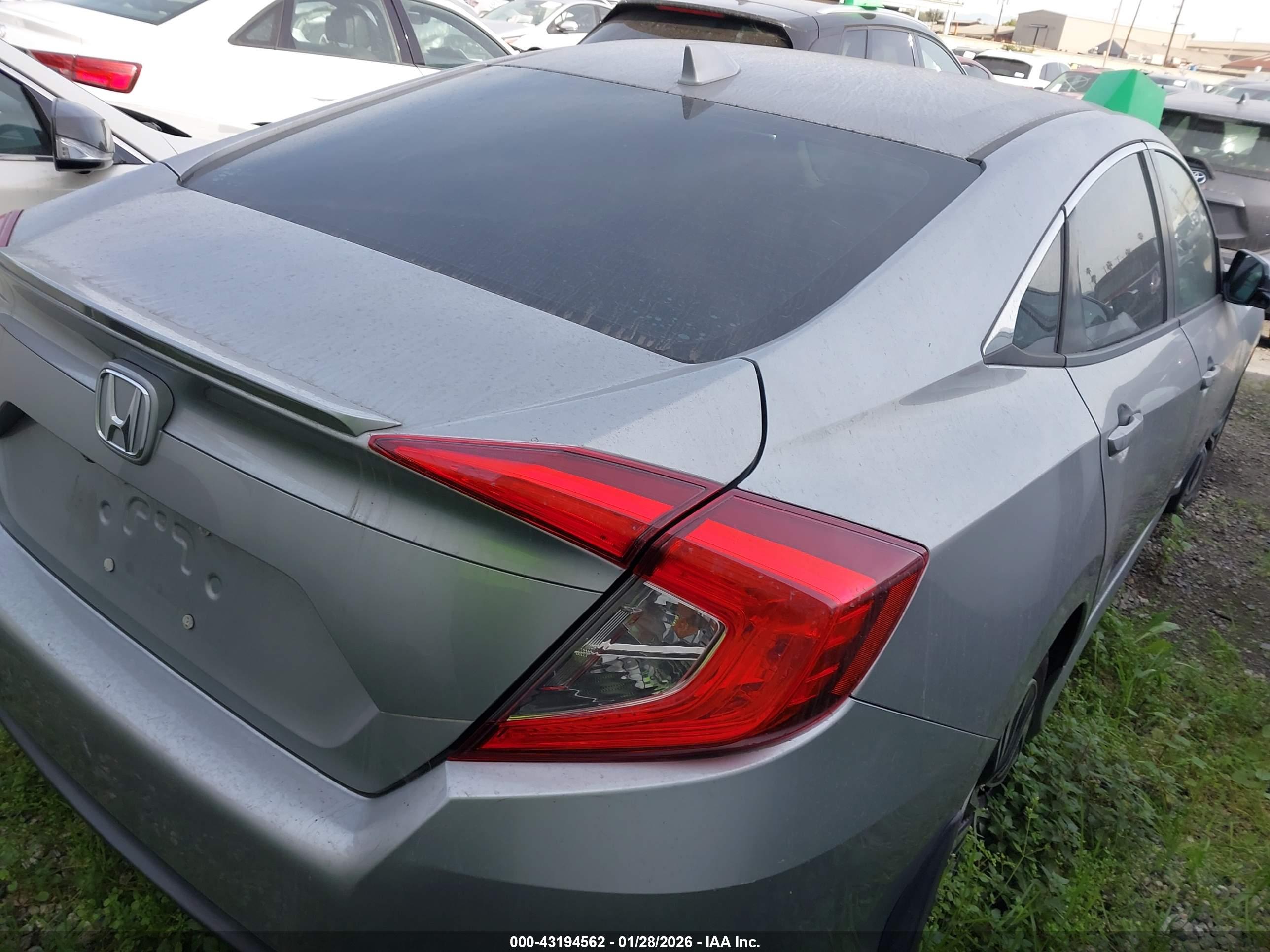 HONDA CIVIC image 4