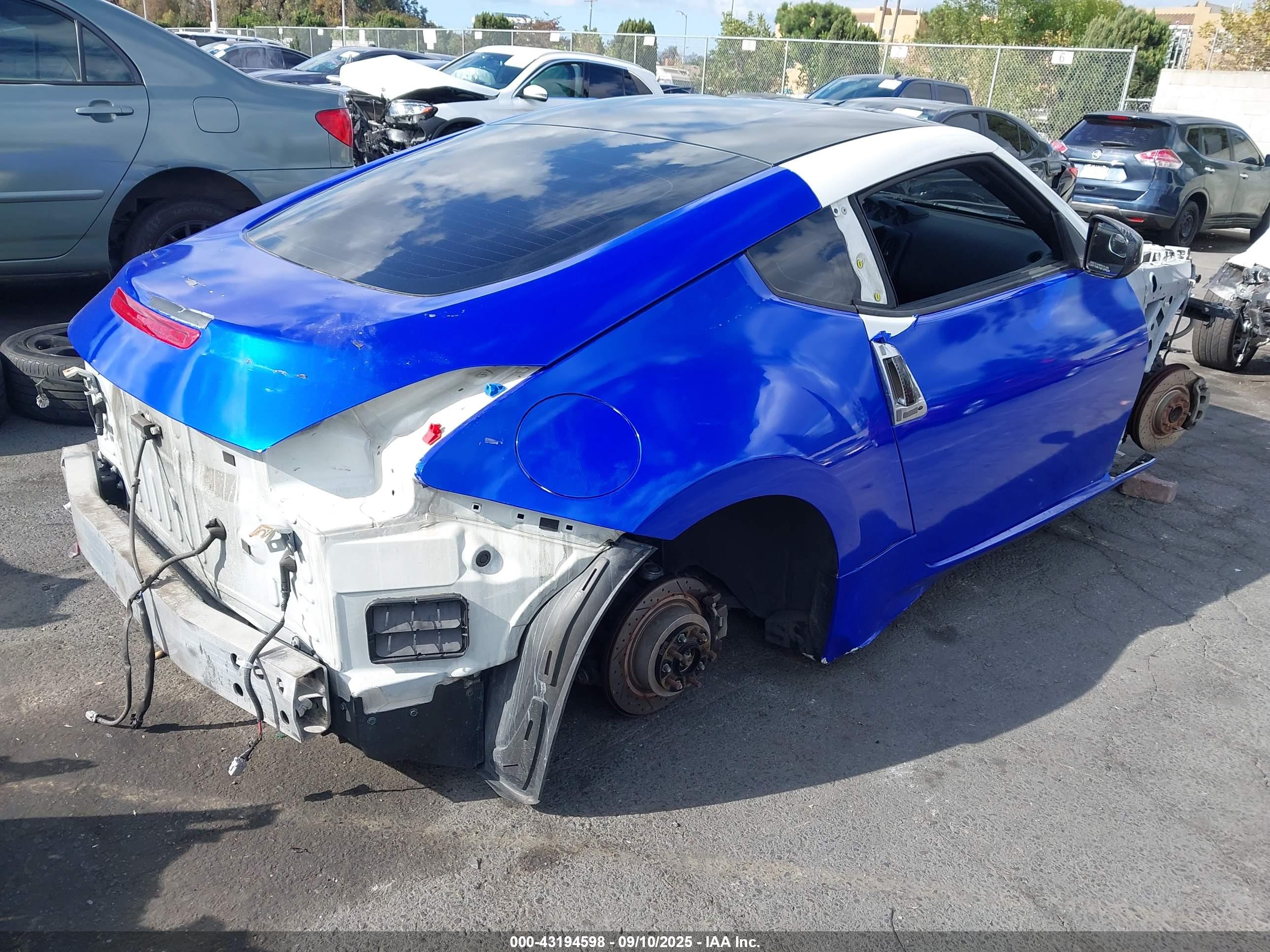 NISSAN 370Z image 4