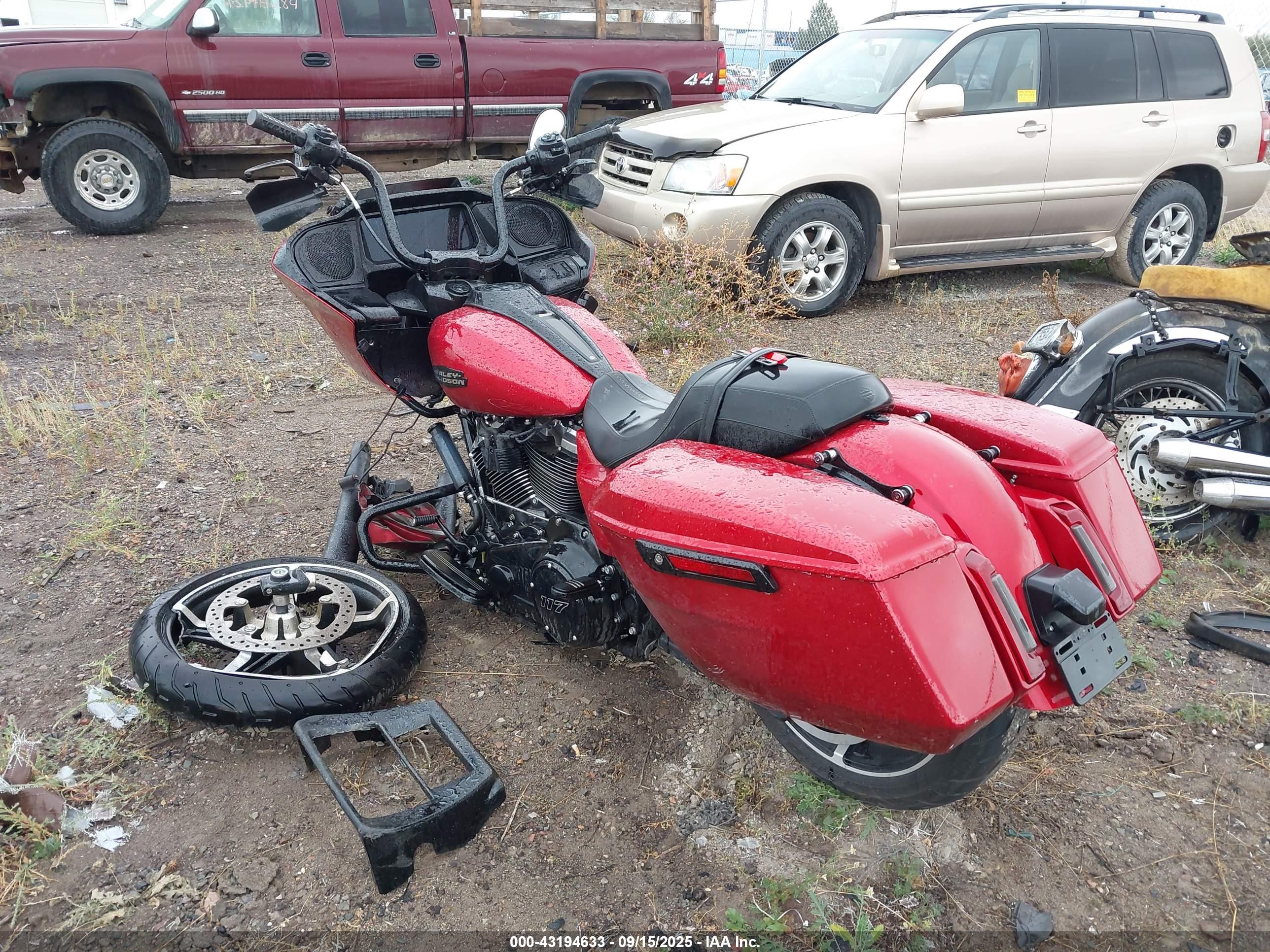 HARLEY-DAVIDSON FLTRX image 3