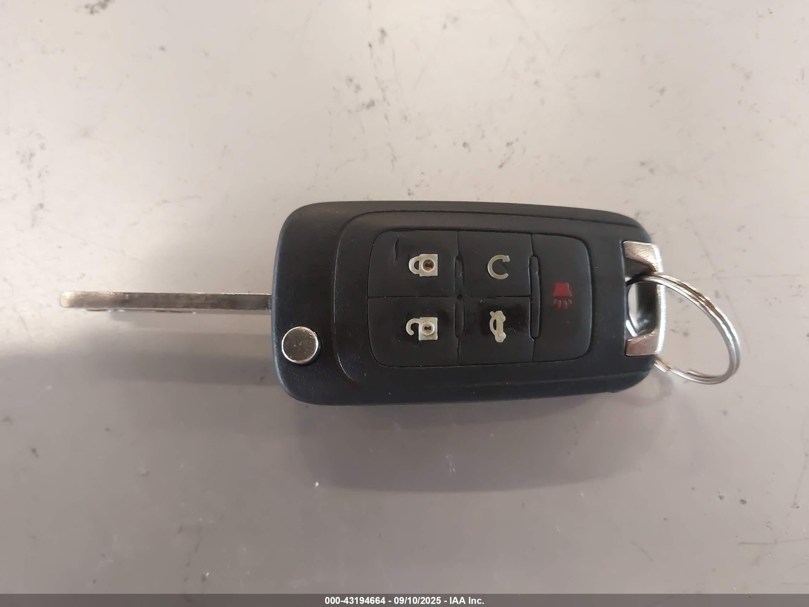 CHEVROLET EQUINOX image 11