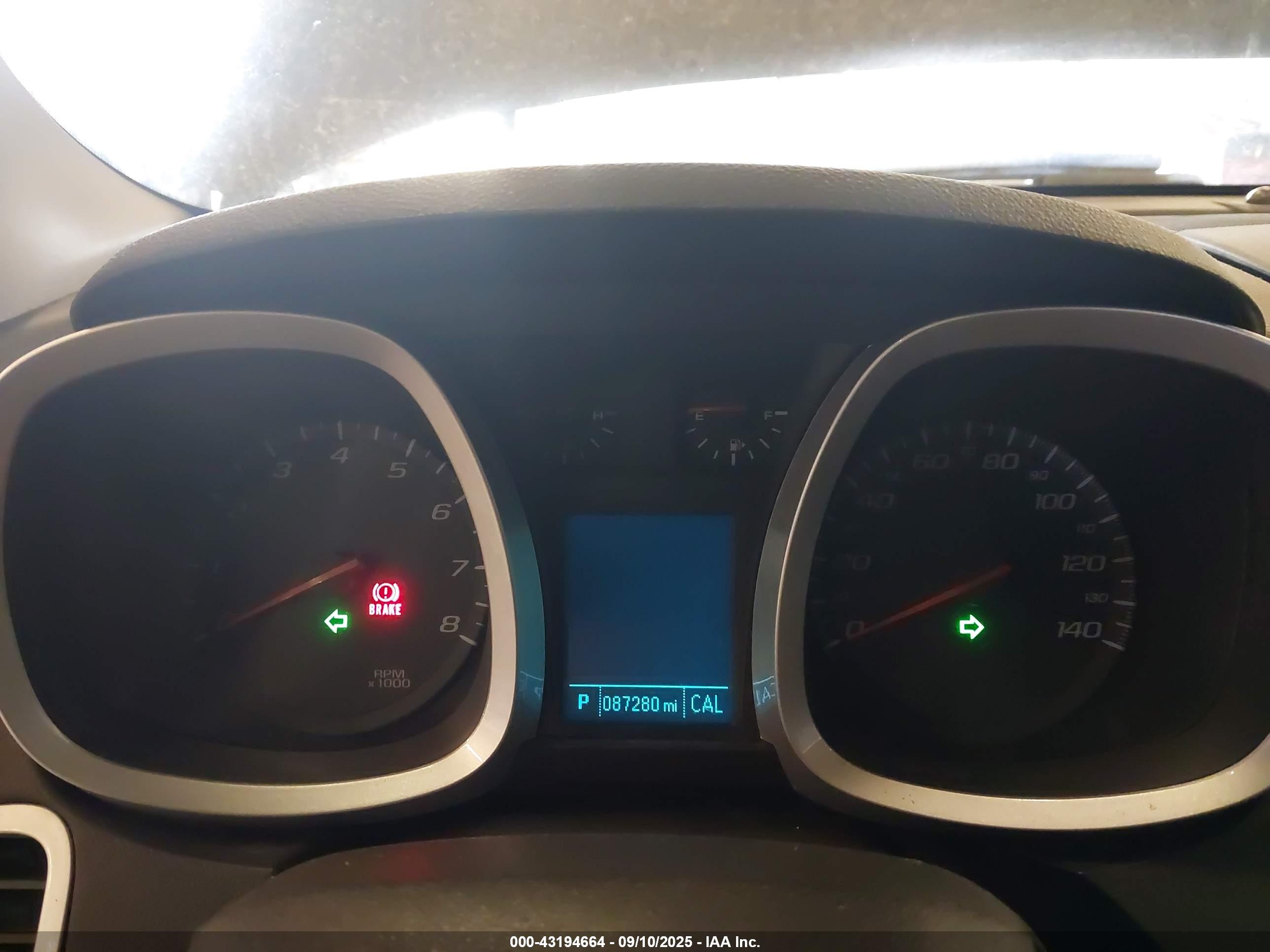 CHEVROLET EQUINOX image 7