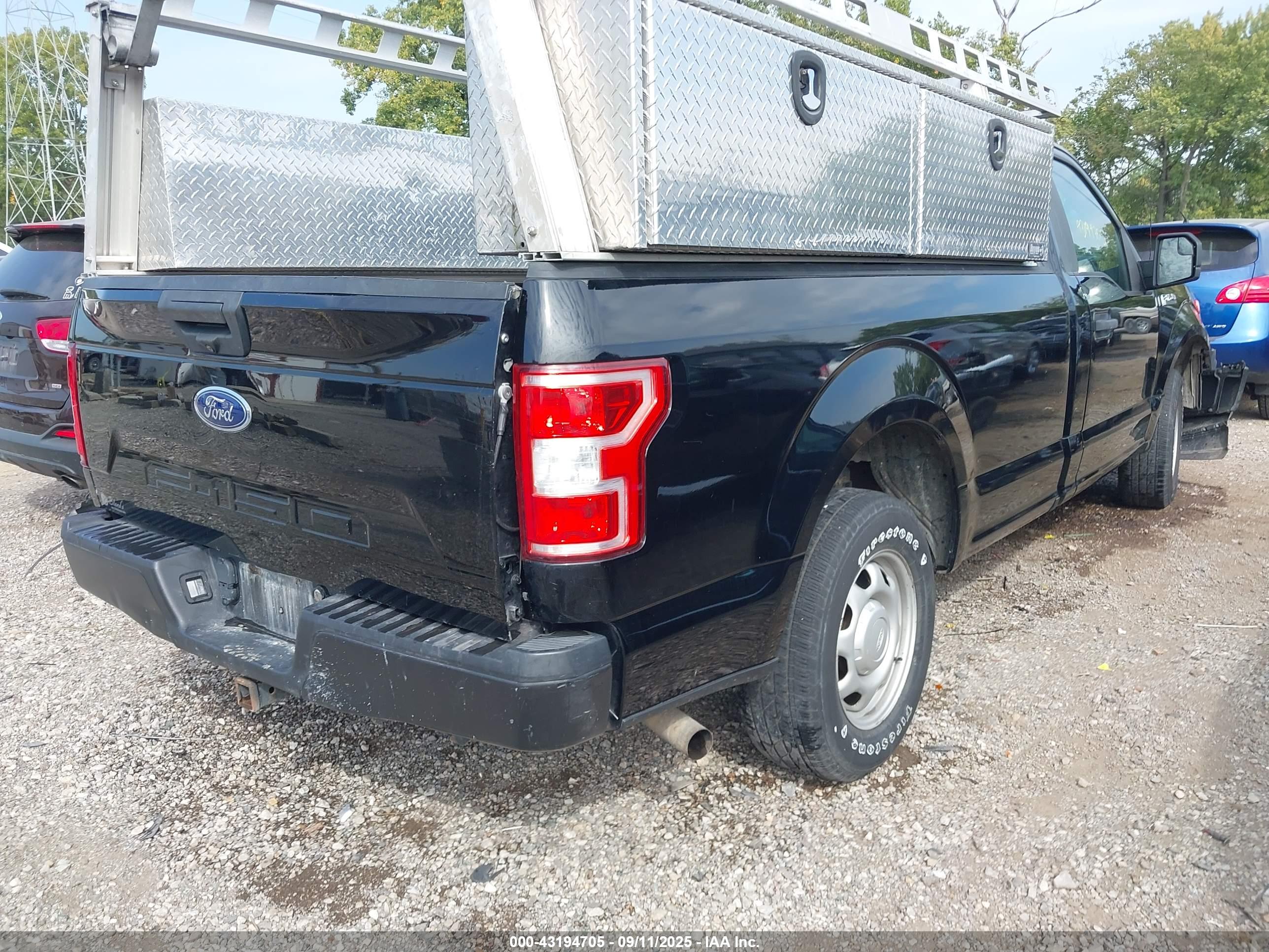 FORD F-150 image 4