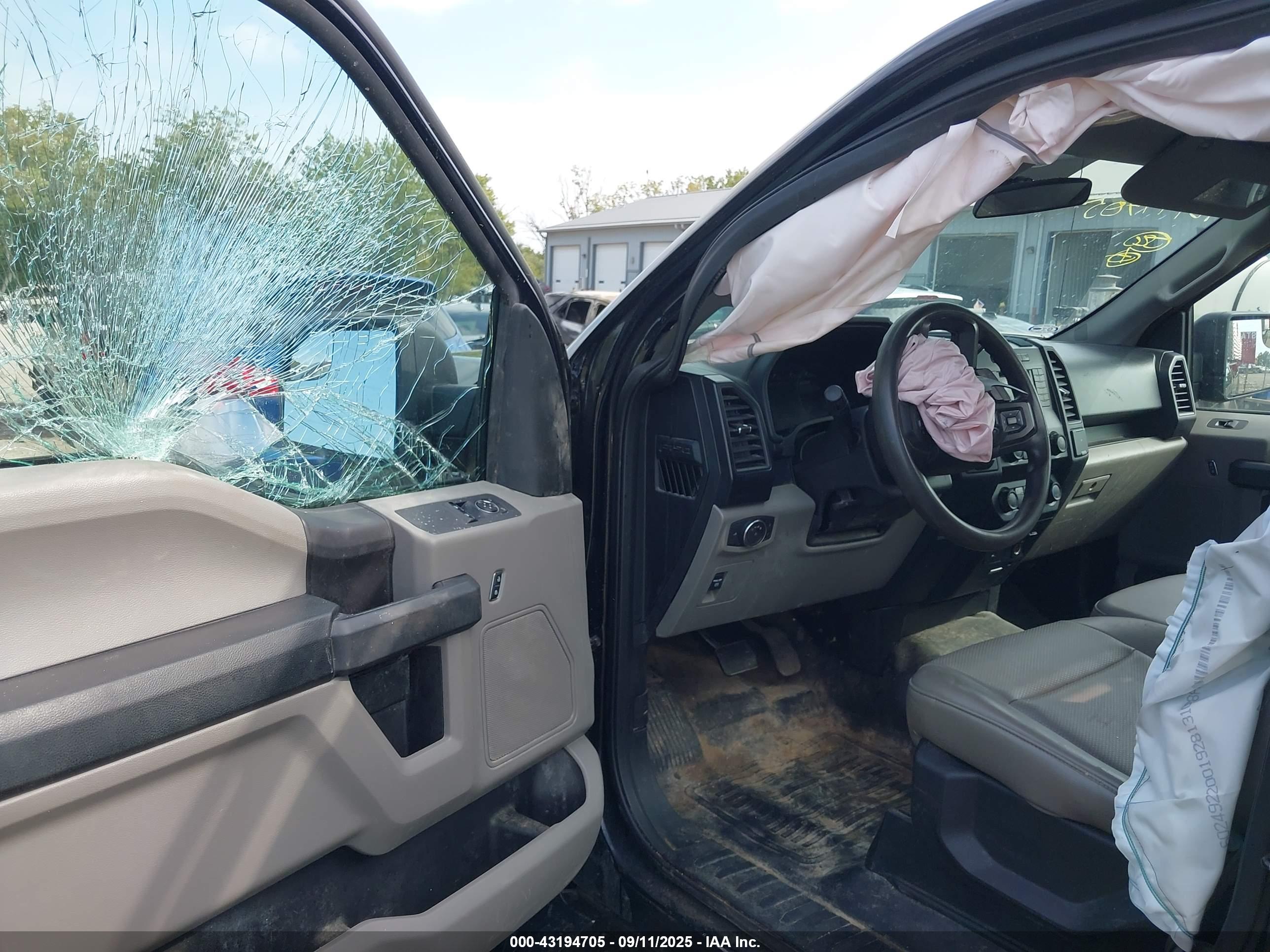 FORD F-150 image 8