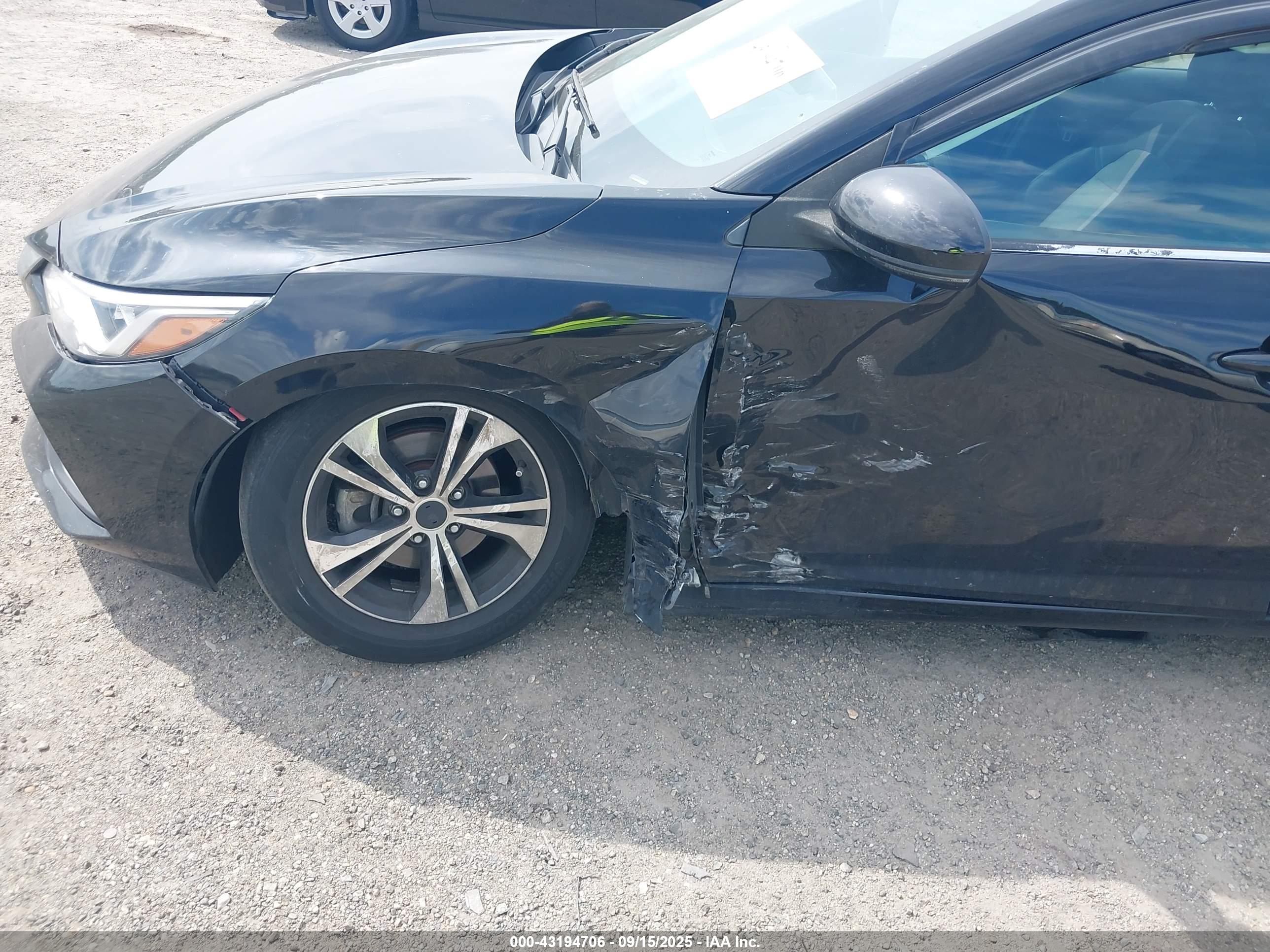 NISSAN SENTRA image 6