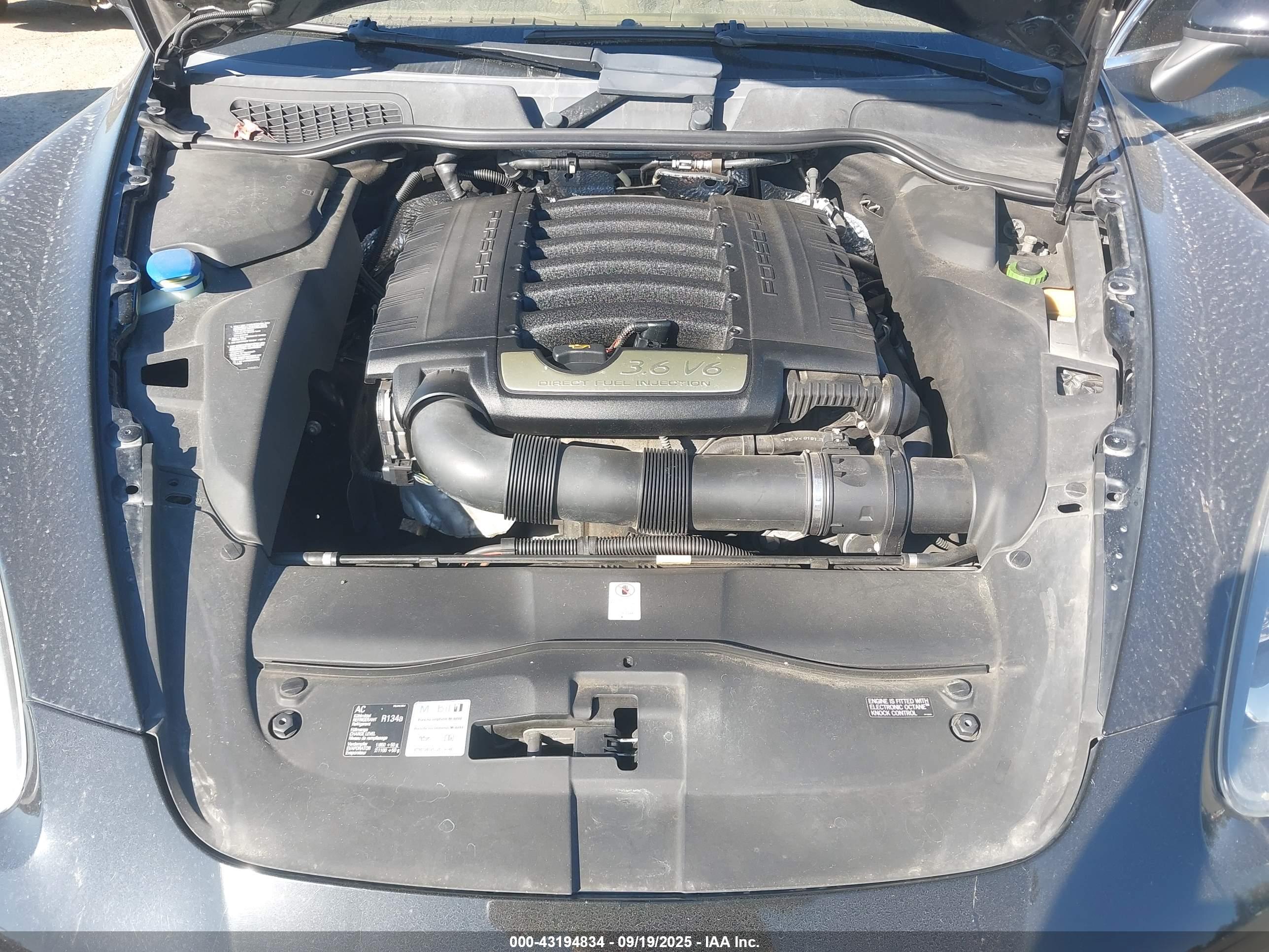 PORSCHE CAYENNE image 10