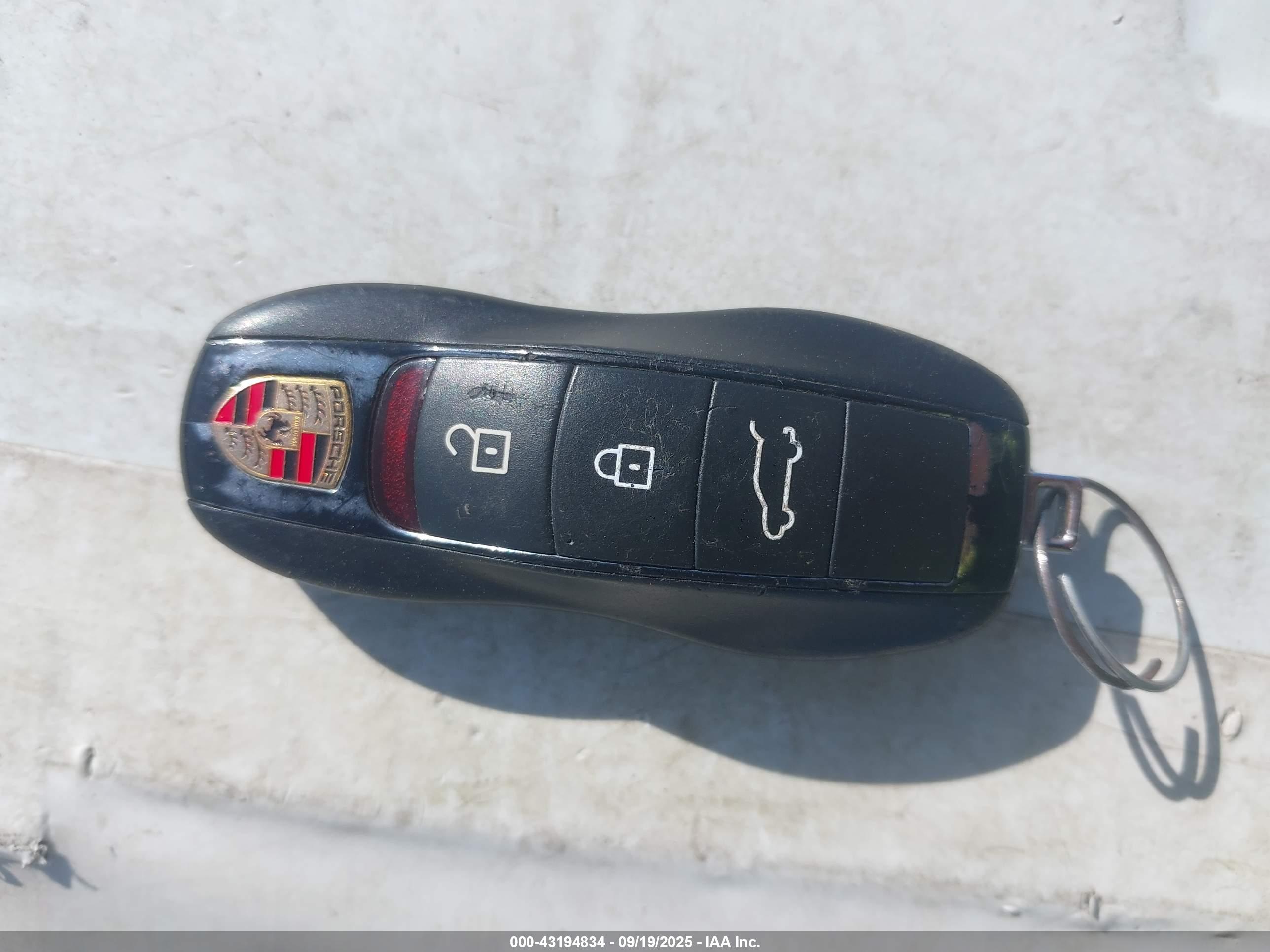PORSCHE CAYENNE image 11