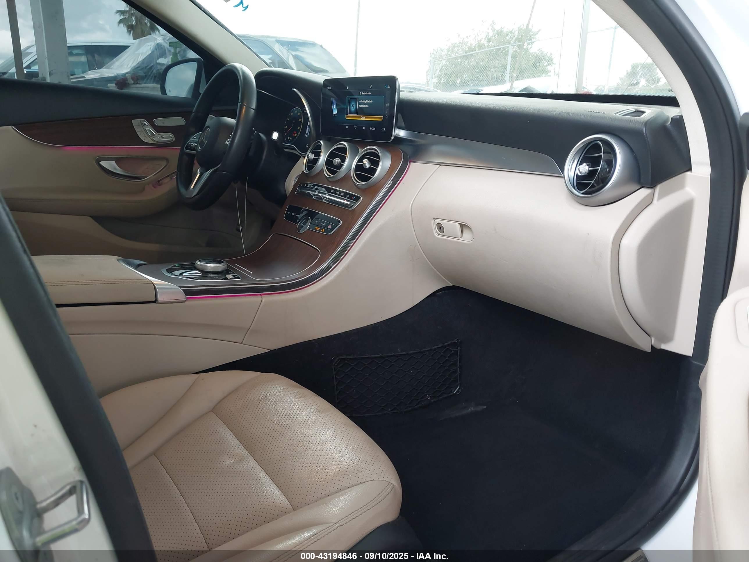 MERCEDES-BENZ C image 5