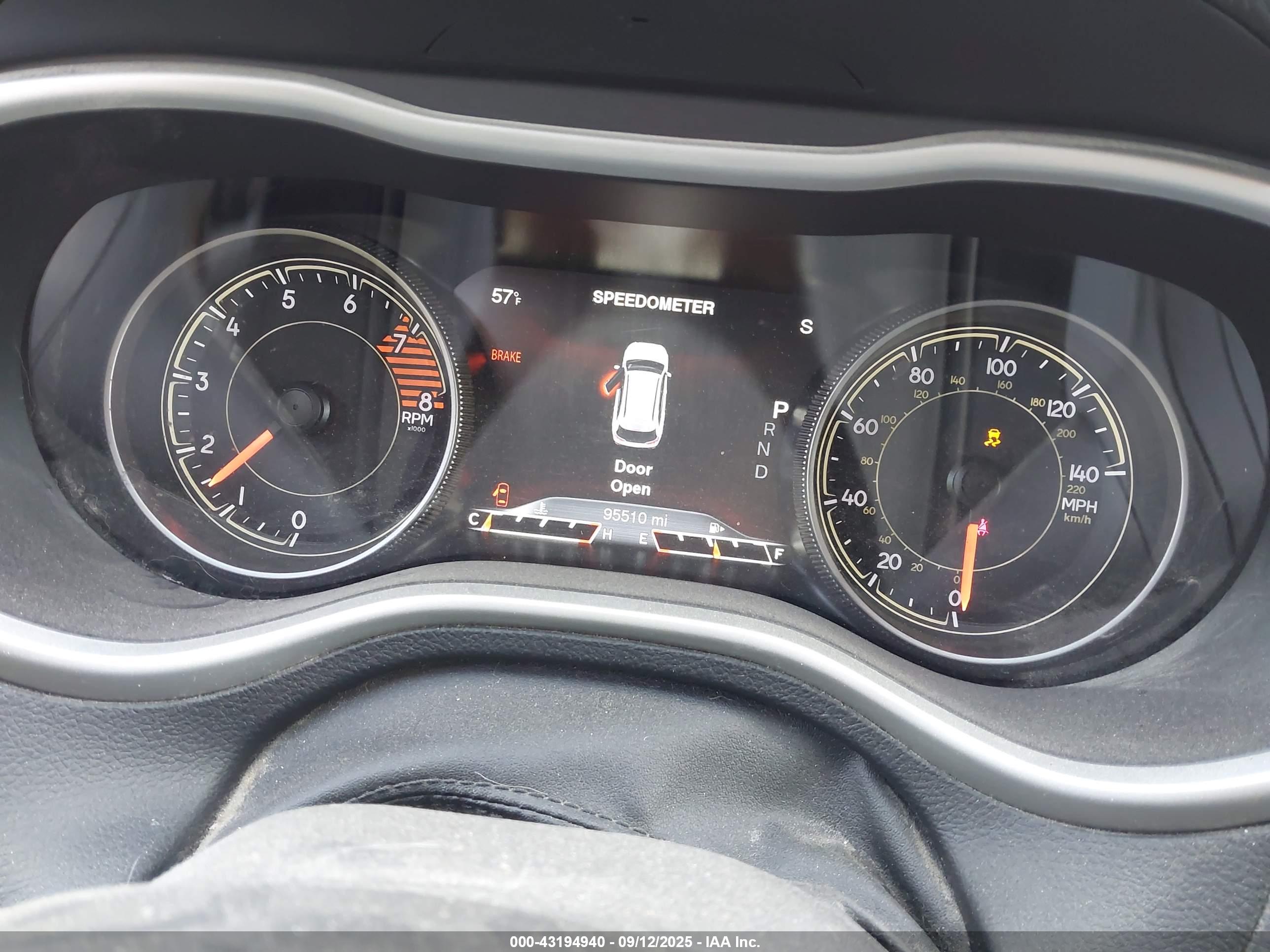 JEEP CHEROKEE image 7
