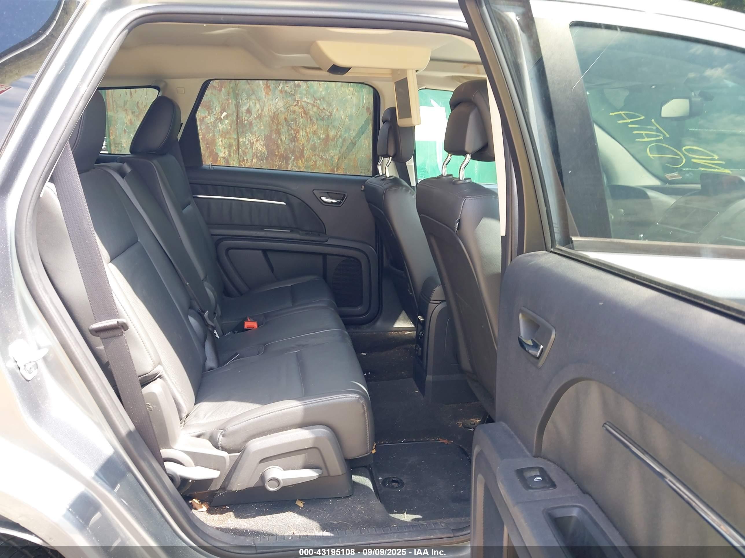 DODGE JOURNEY image 8