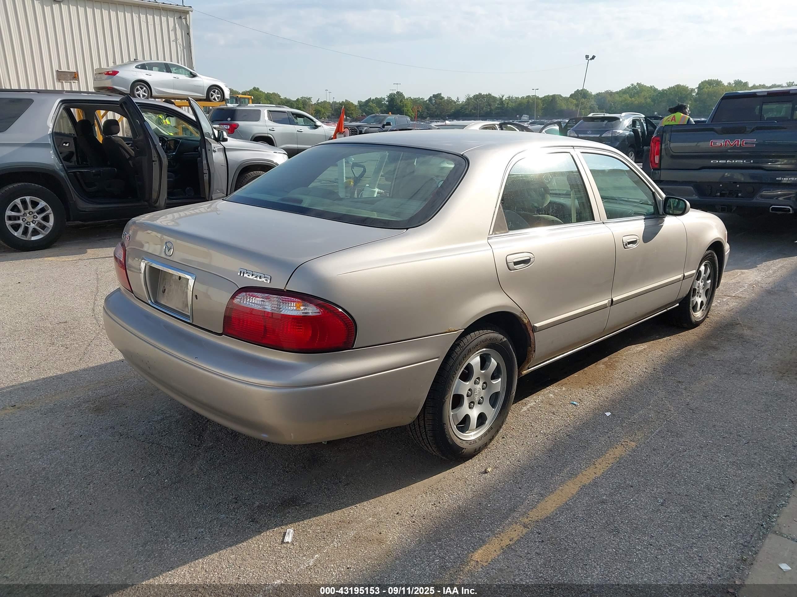 MAZDA 626 image 4