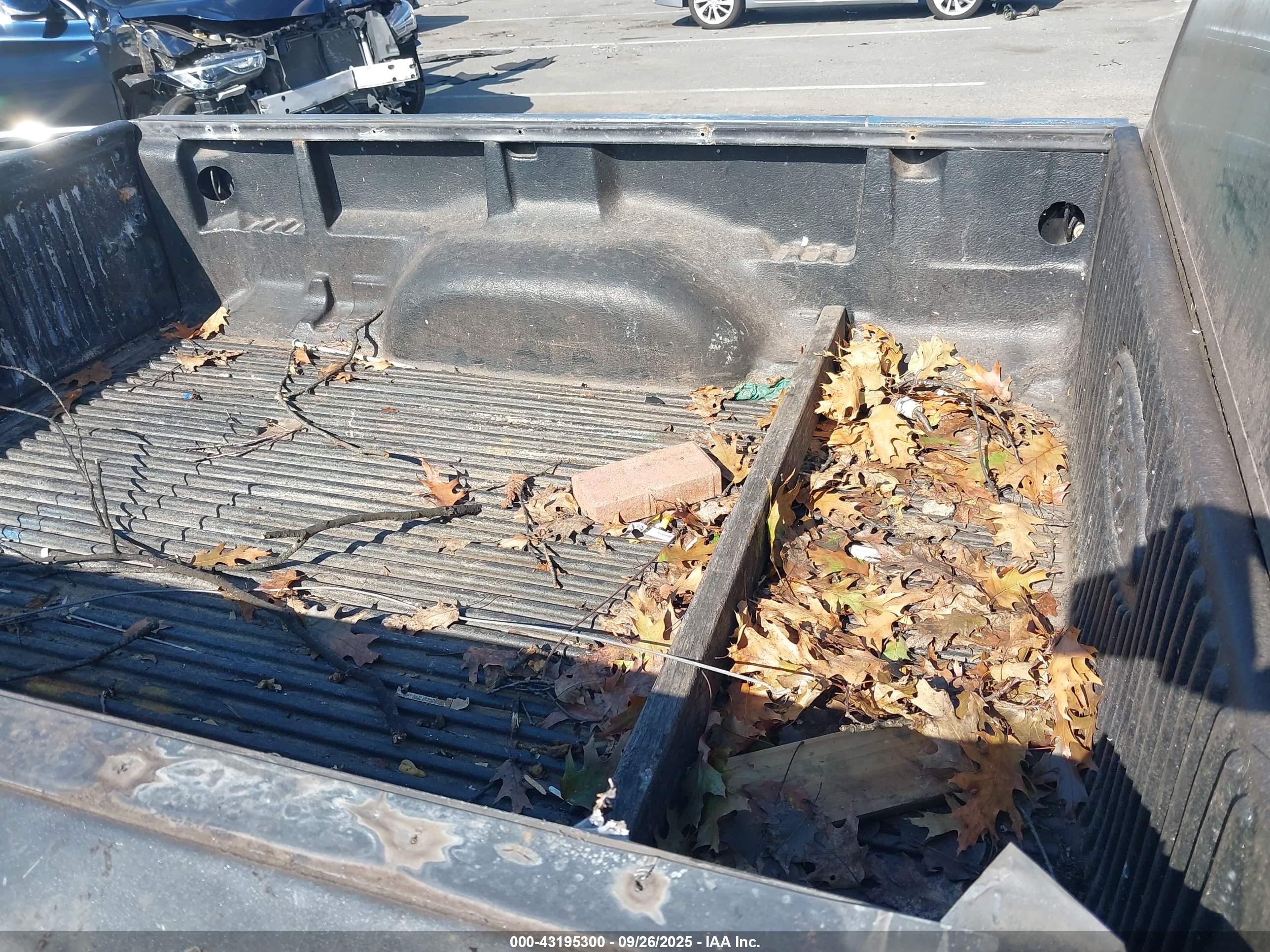 FORD RANGER image 8