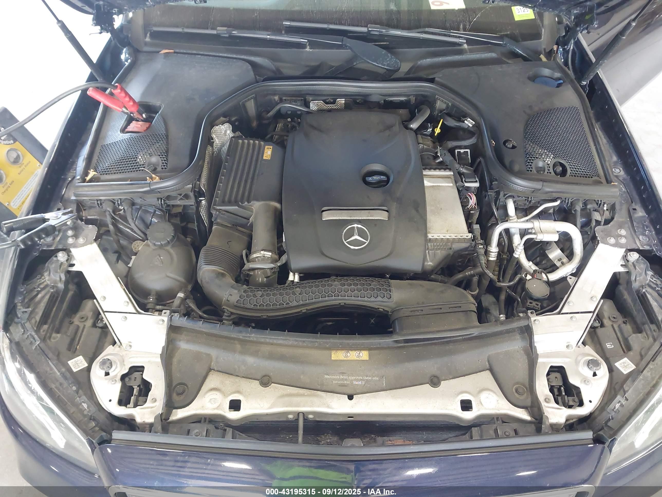 MERCEDES-BENZ E image 10