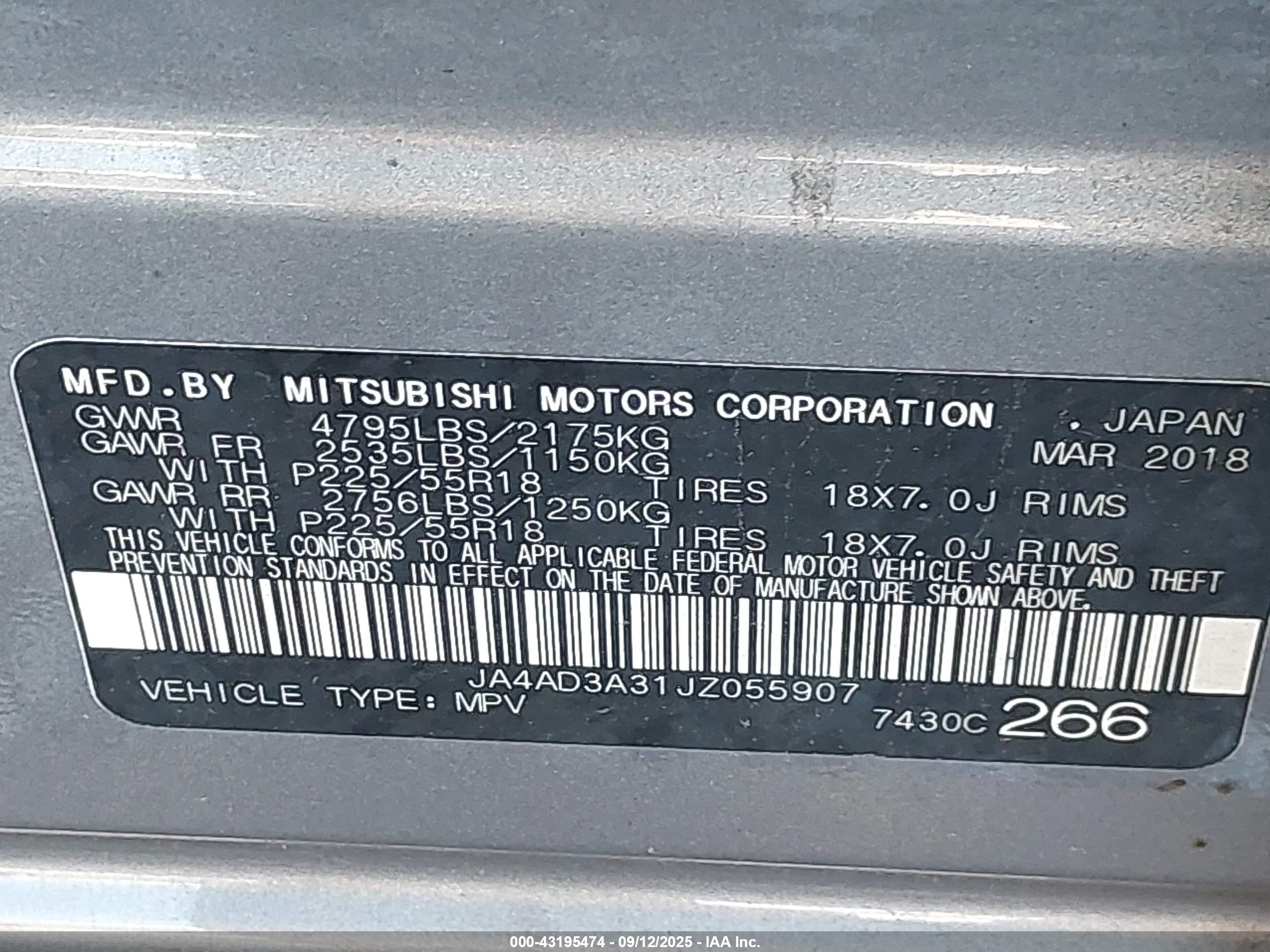 MITSUBISHI OUTLANDER image 9
