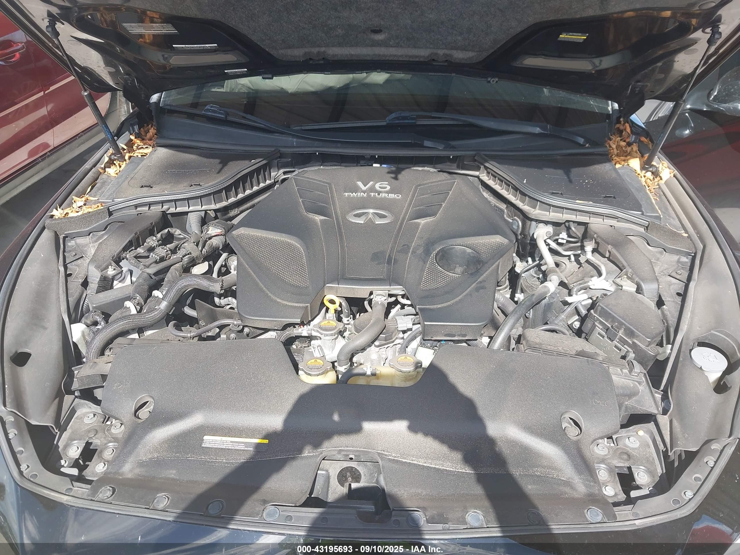 INFINITI Q50 image 10