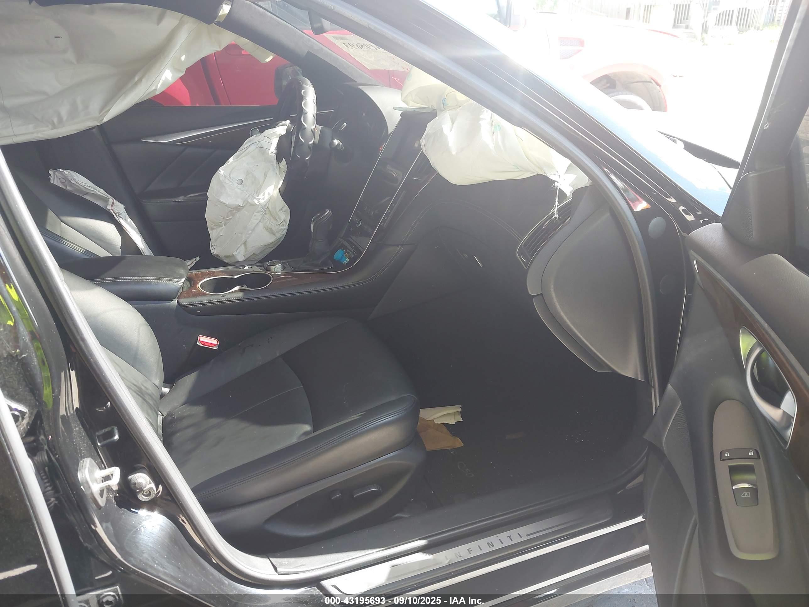 INFINITI Q50 image 5