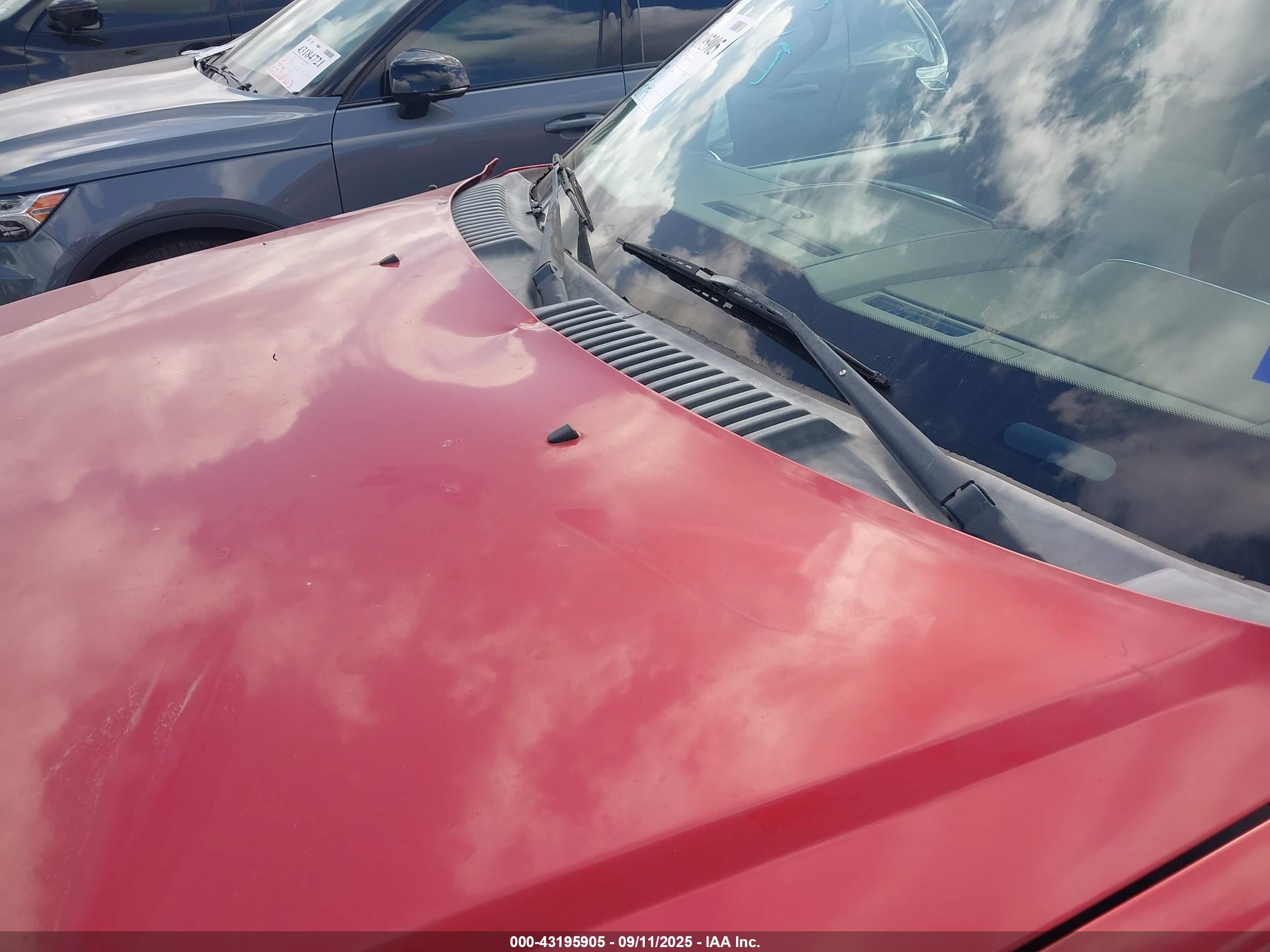 FORD EXPLORER image 6