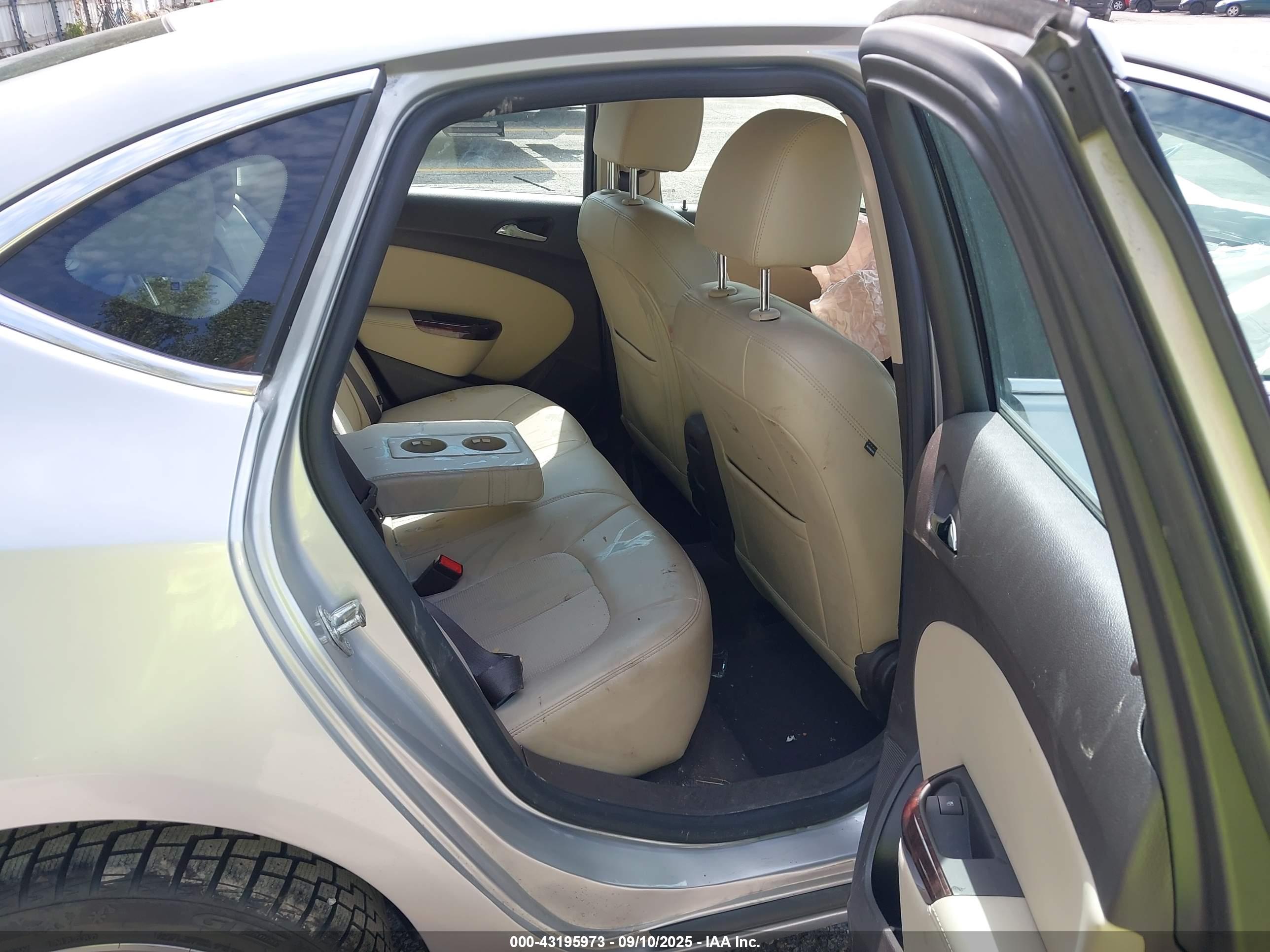BUICK VERANO image 8
