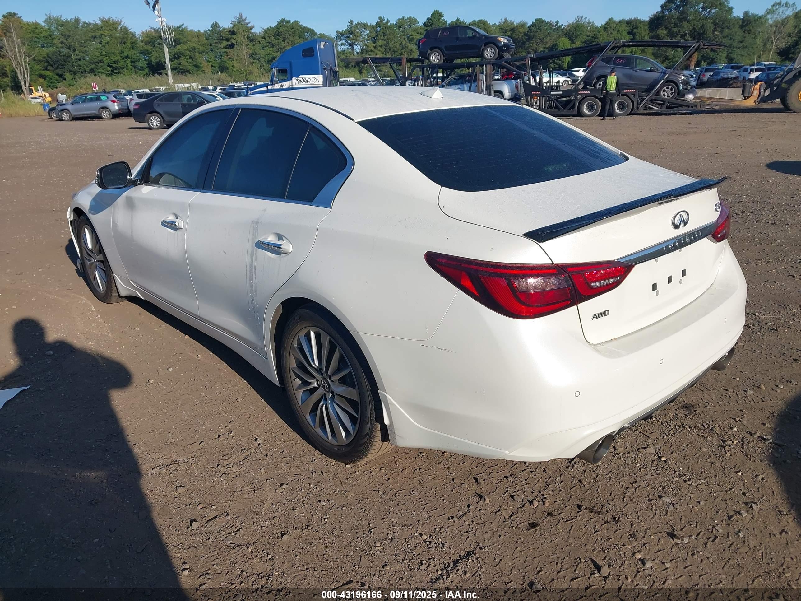 INFINITI Q50 image 3