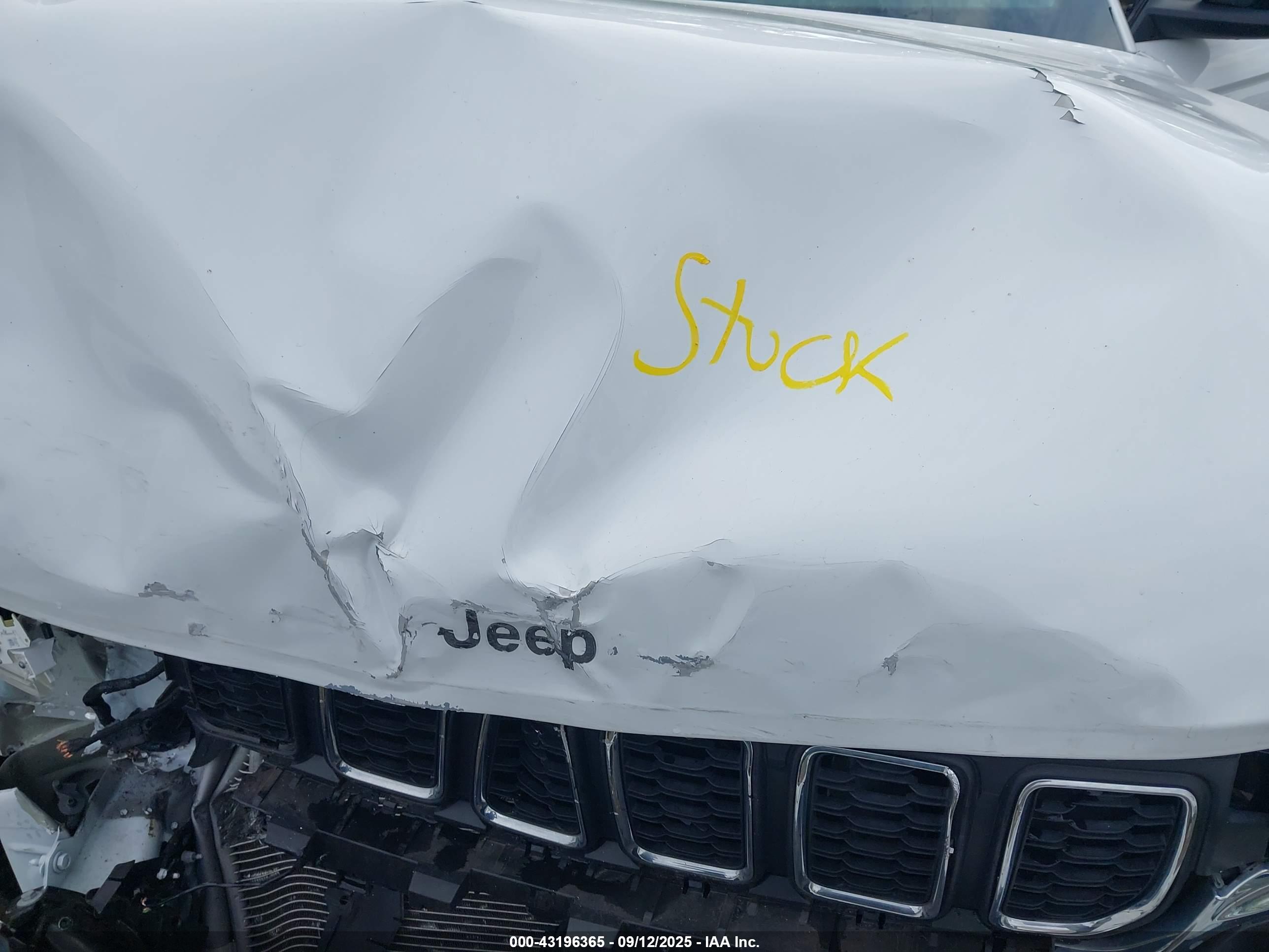 JEEP GRAND image 10