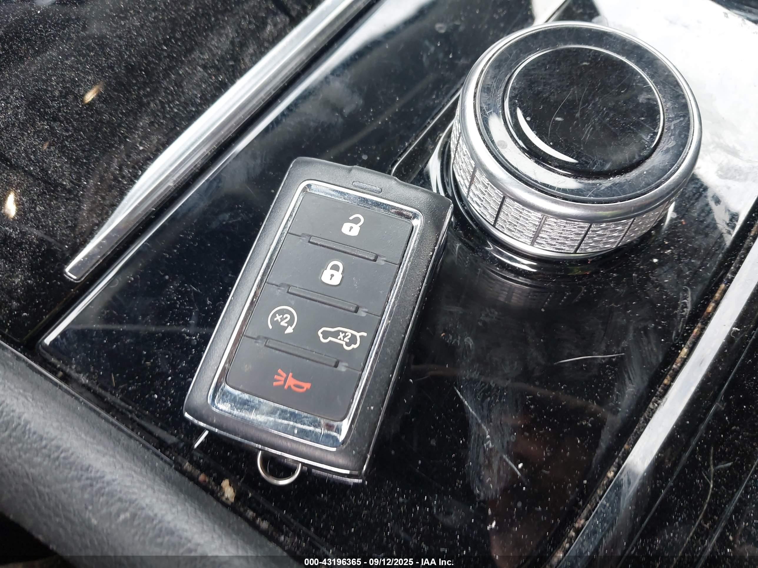 JEEP GRAND image 11