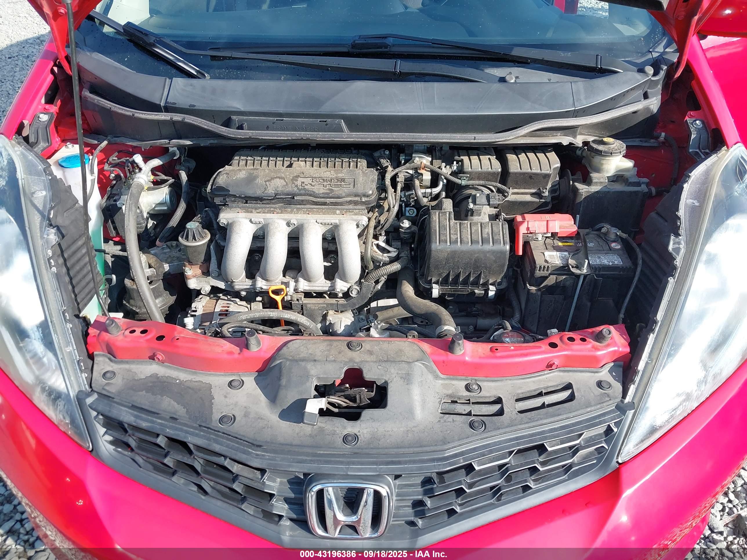 HONDA FIT image 10