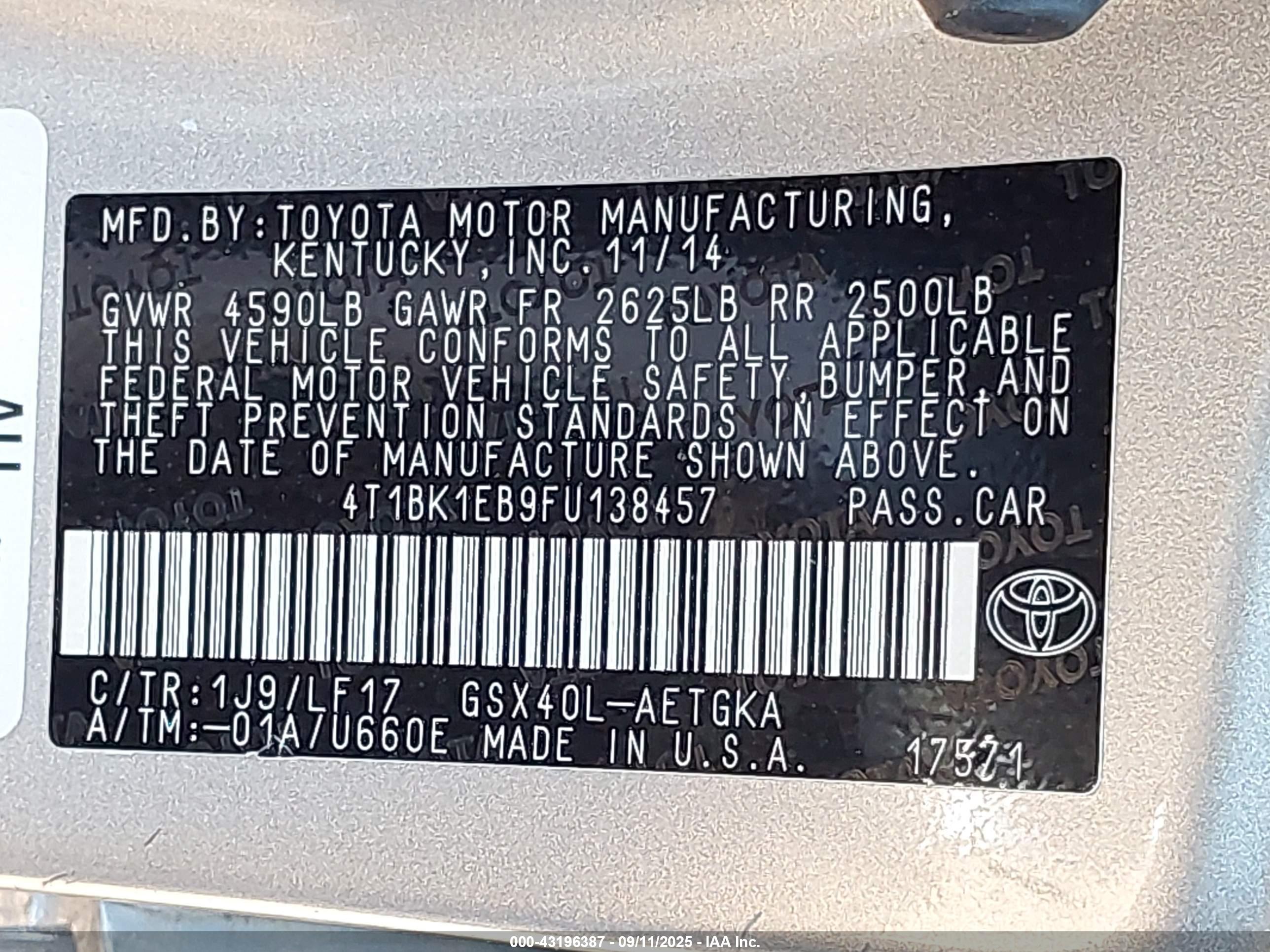 TOYOTA AVALON image 9