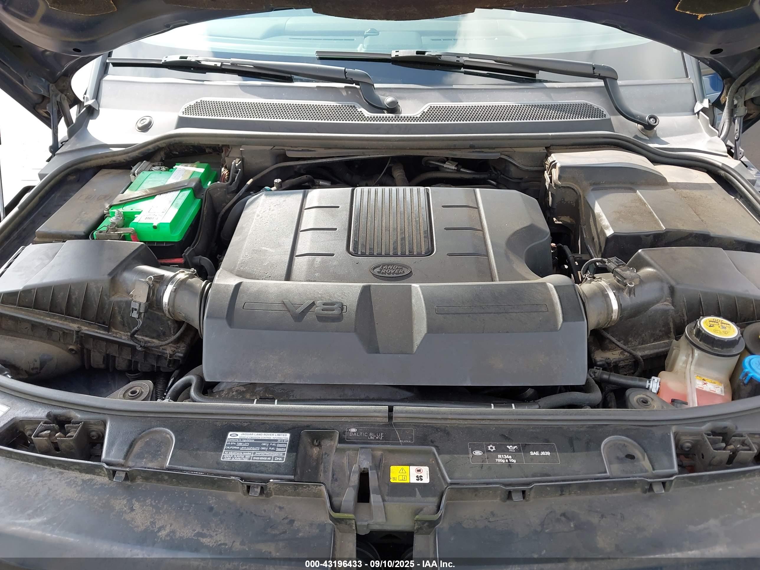 LAND ROVER image 10