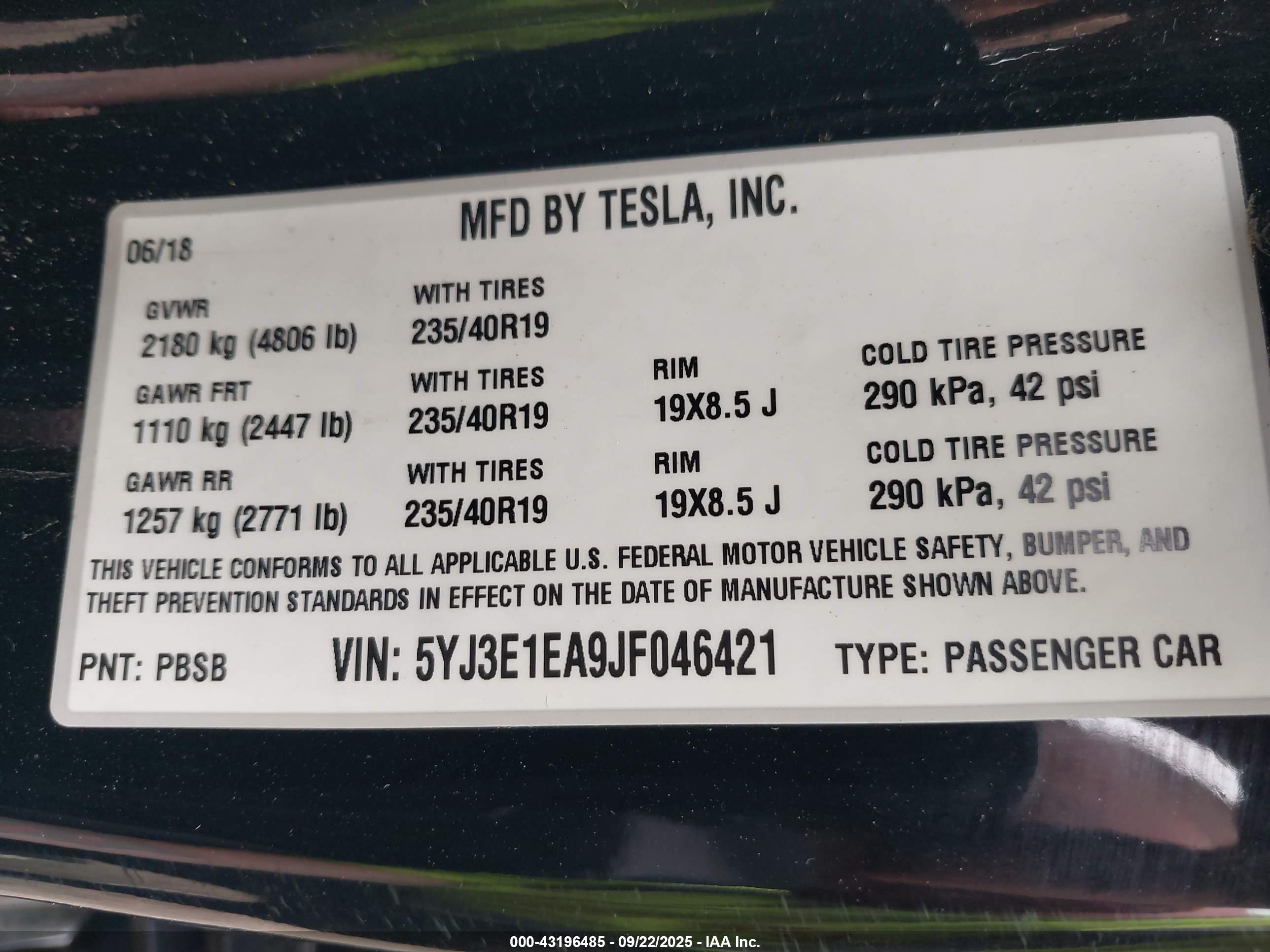 TESLA MODEL image 9