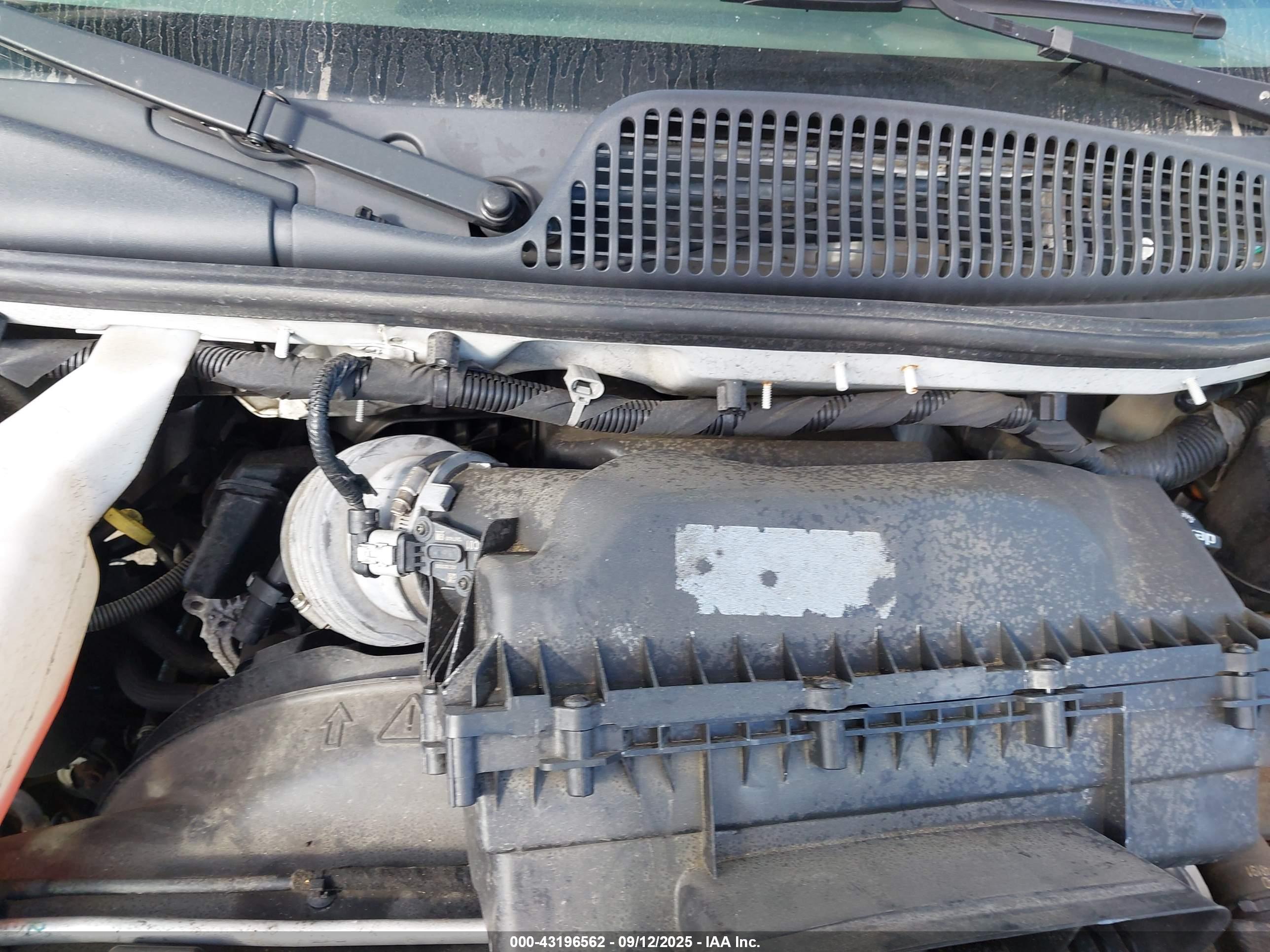 GMC SAVANA image 10