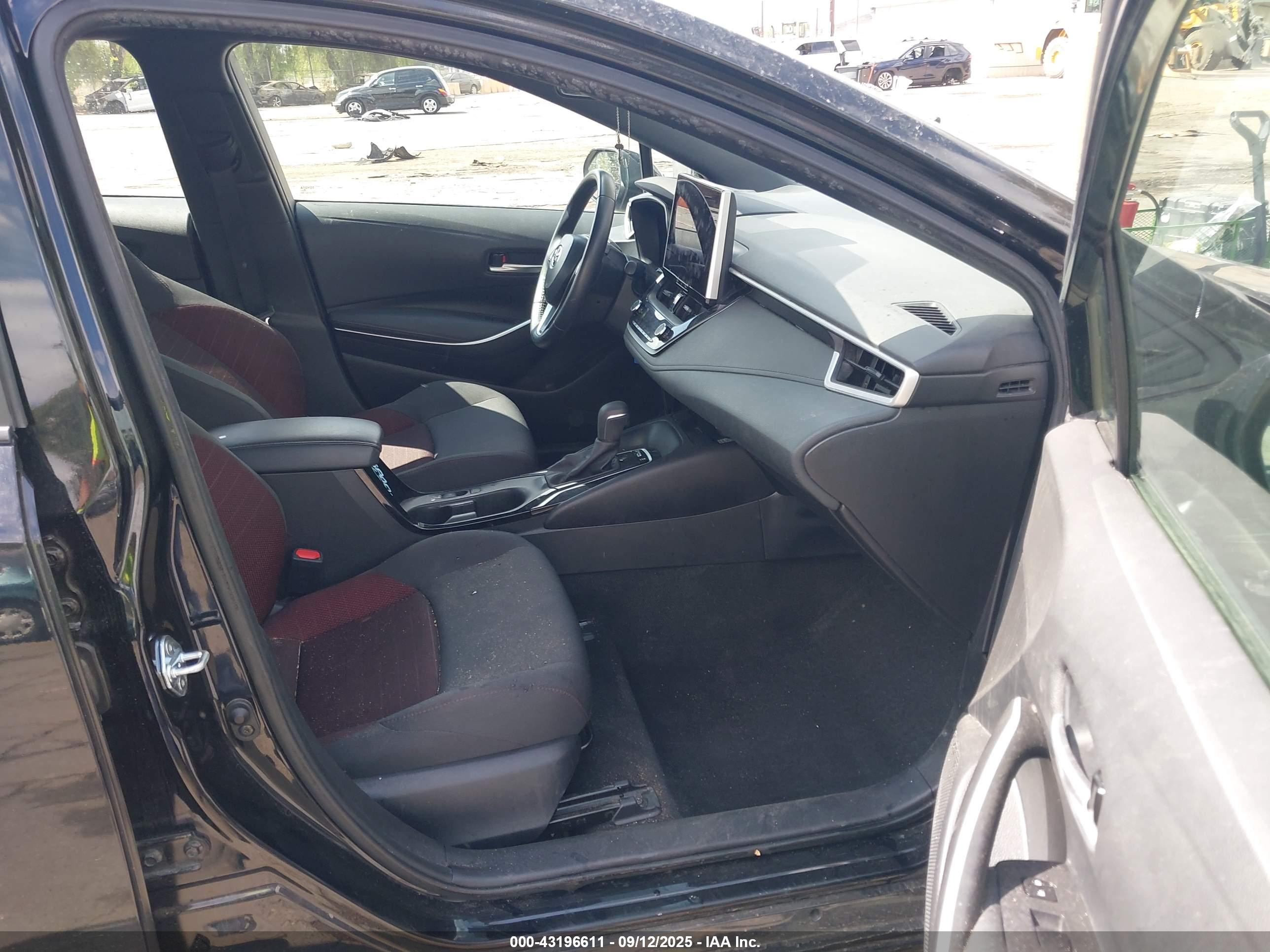 TOYOTA COROLLA image 5