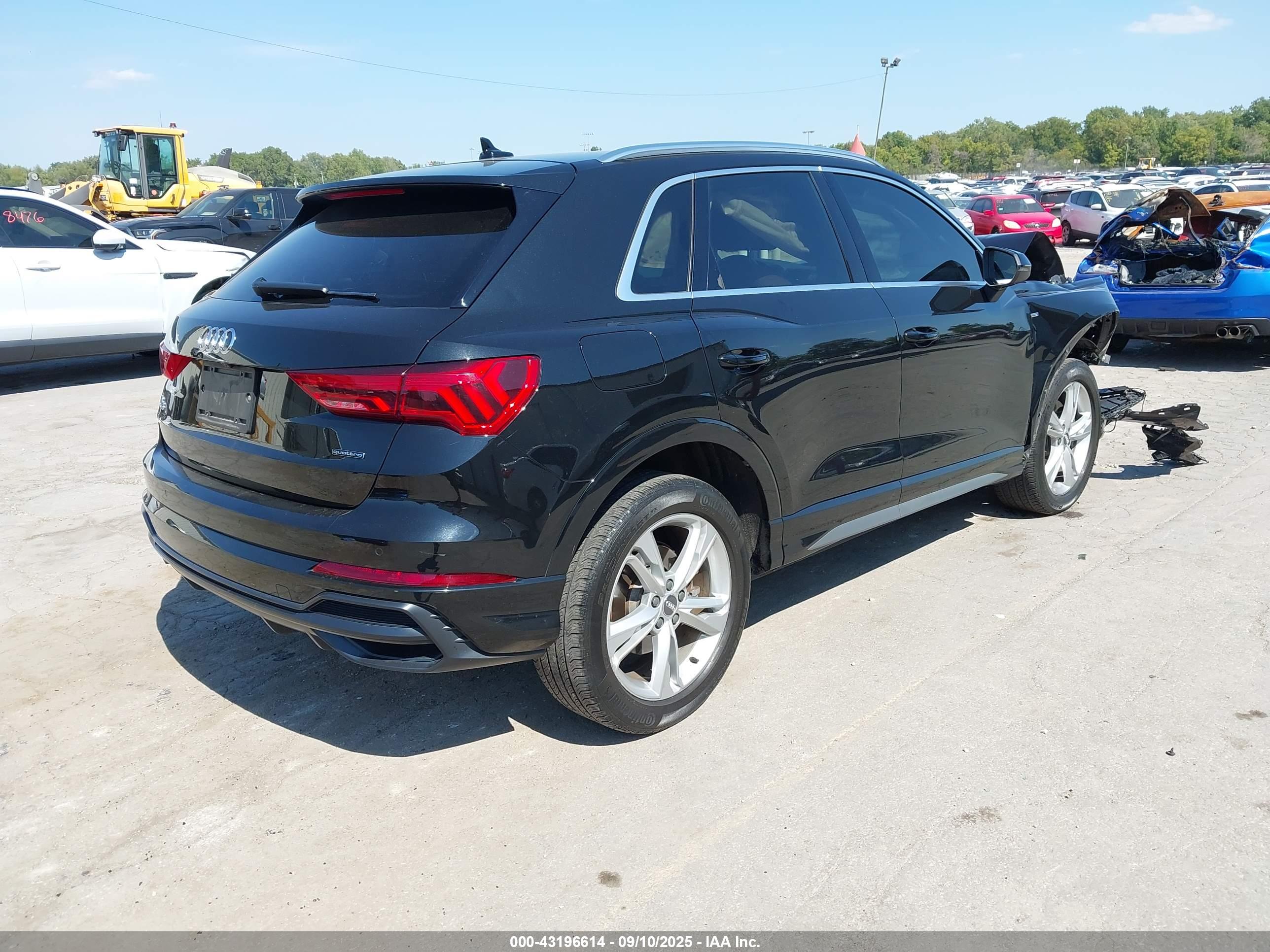 AUDI Q3 image 4