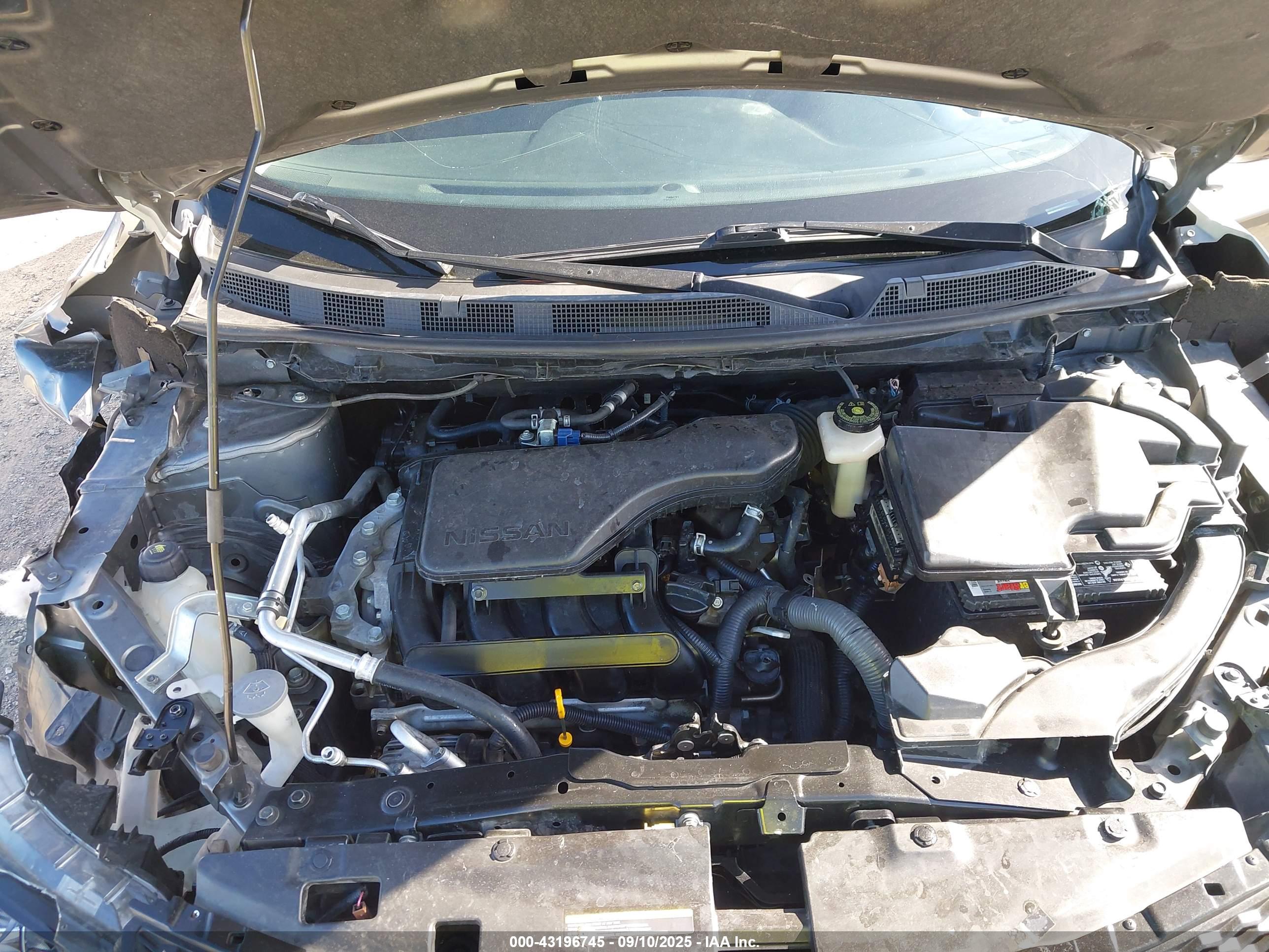 NISSAN ROGUE image 10