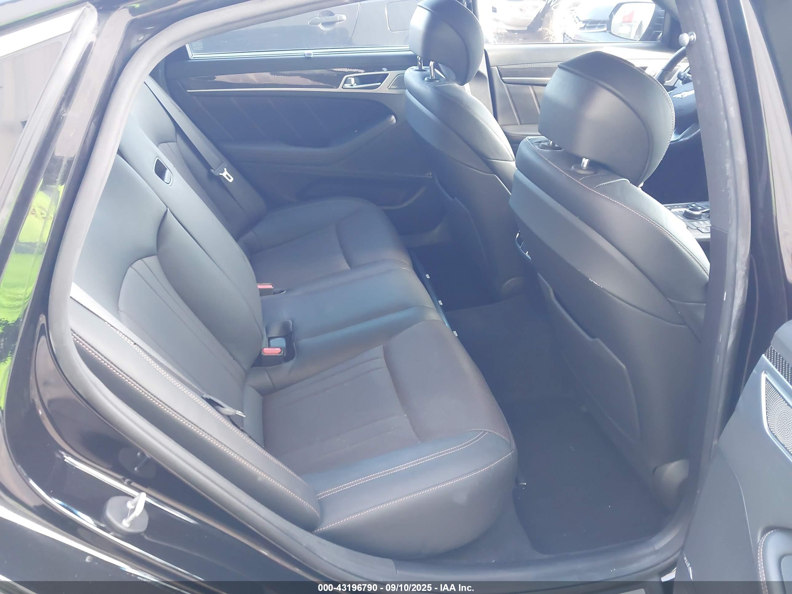 GENESIS G80 image 8