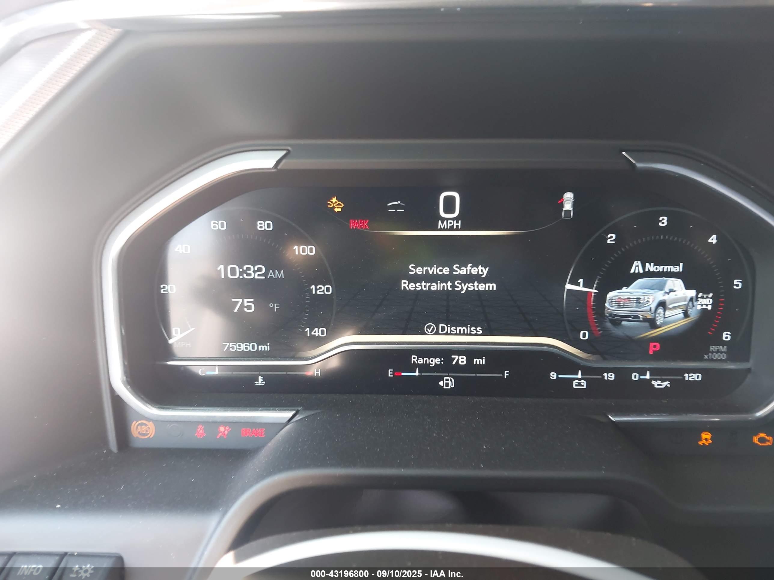 GMC SIERRA image 7