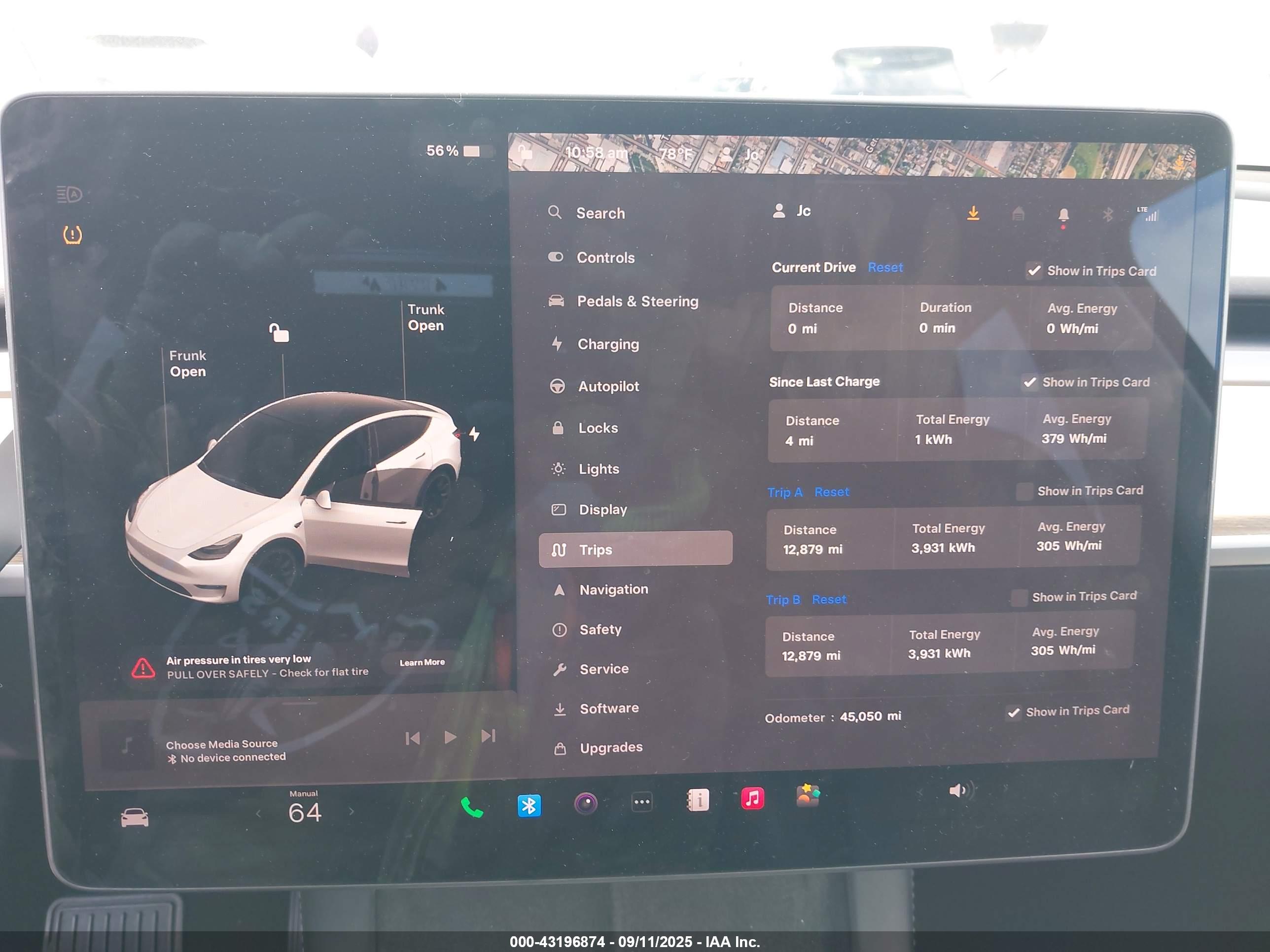 TESLA MODEL image 7