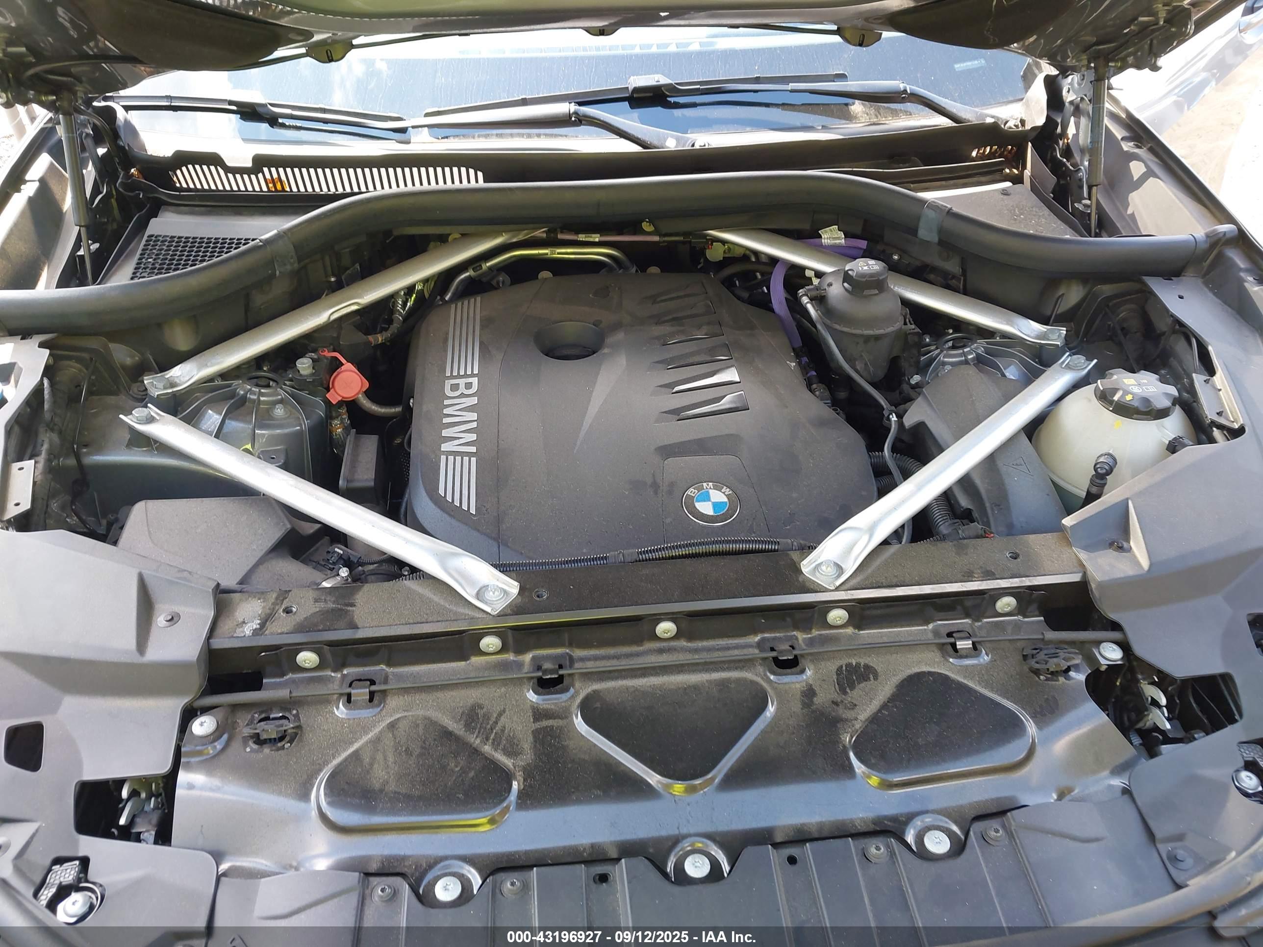 BMW X5 image 10