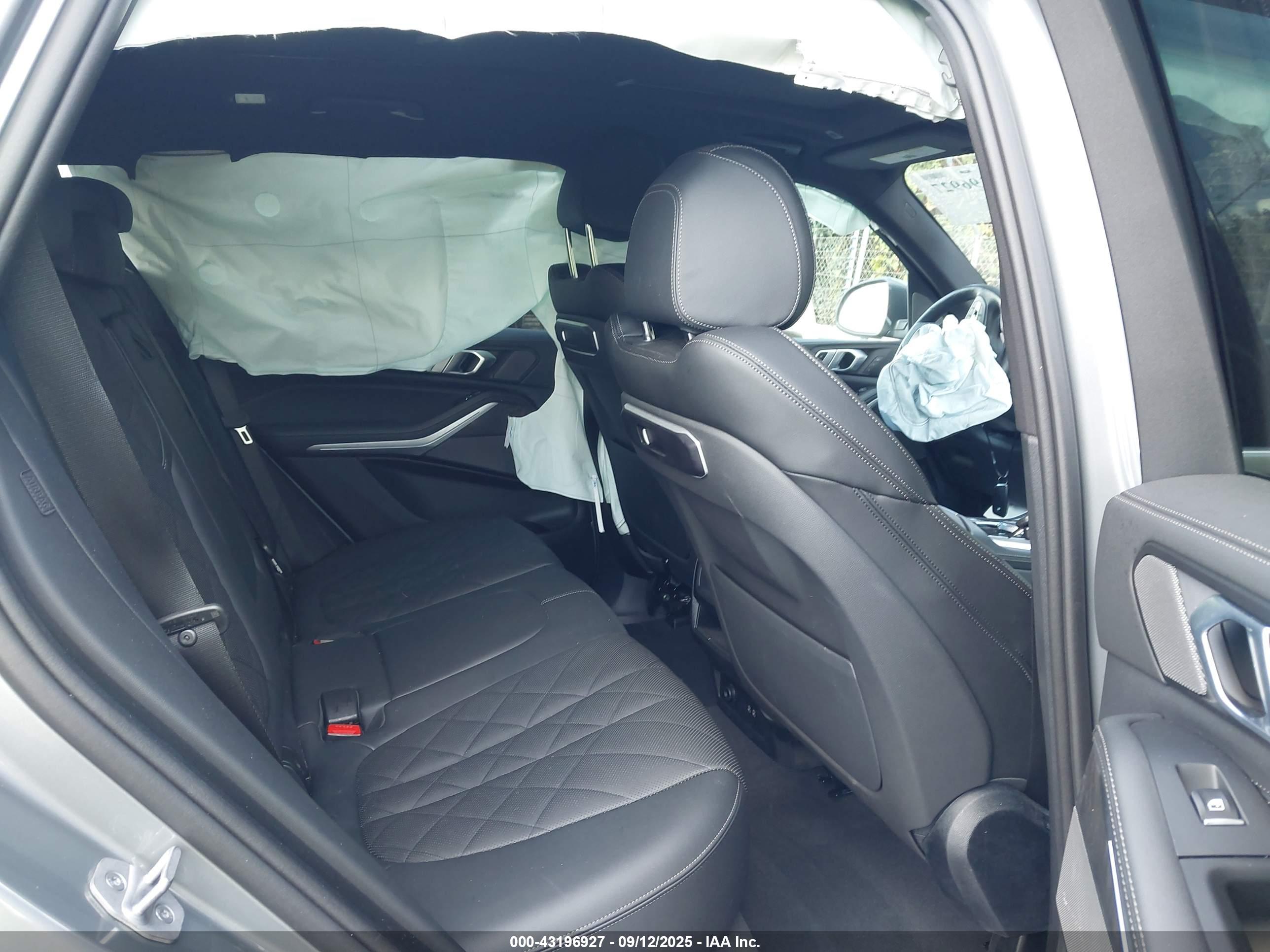 BMW X5 image 8