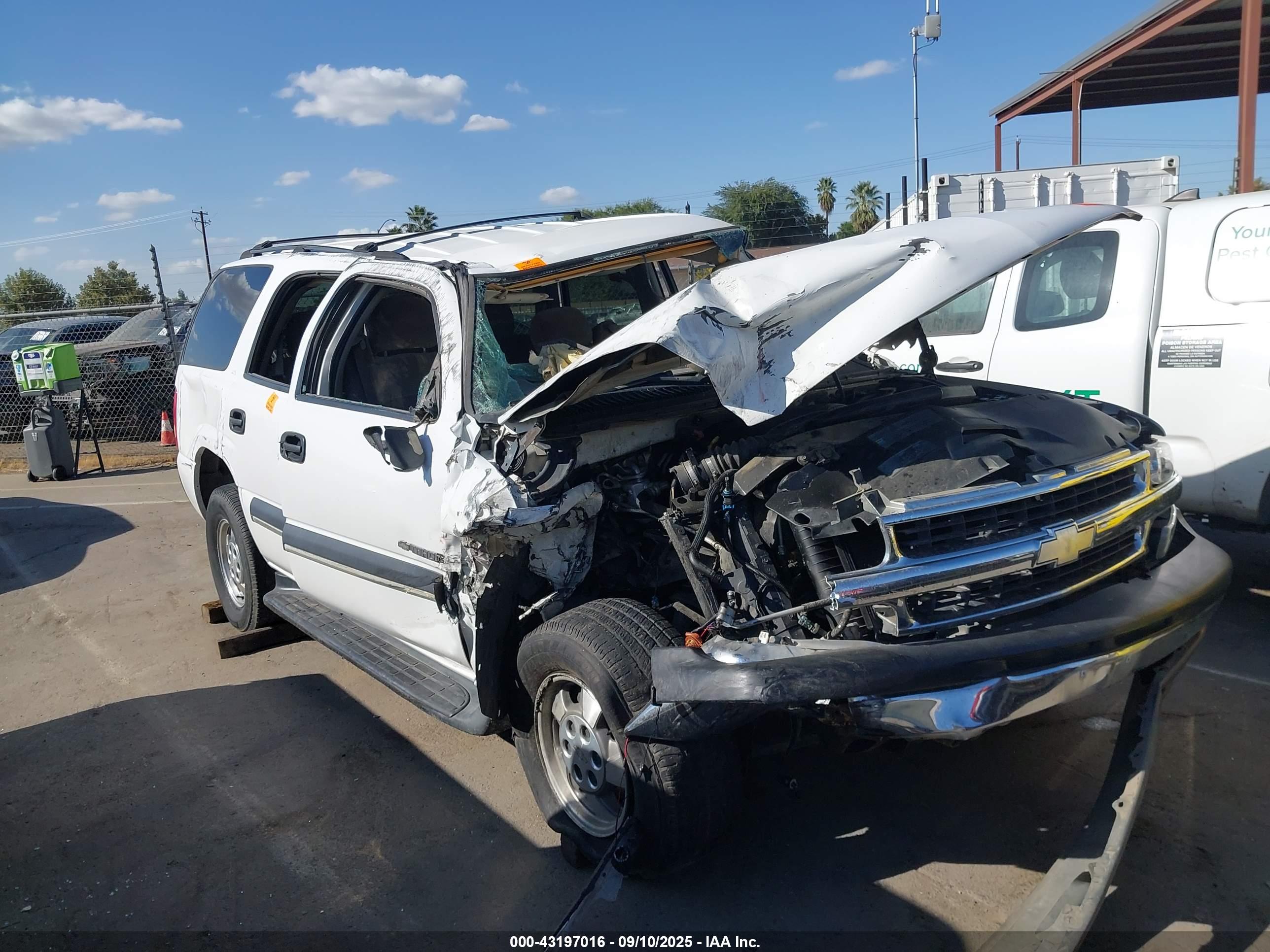 CHEVROLET TAHOE image 6