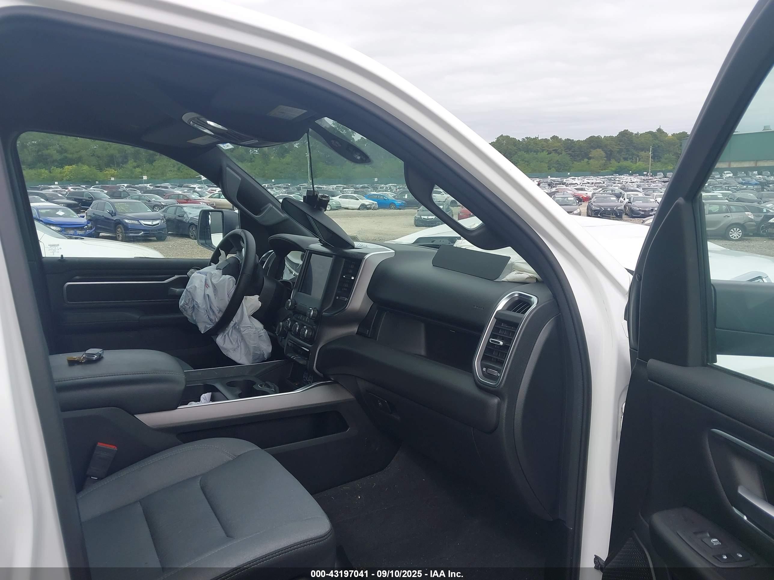 RAM 1500 image 5