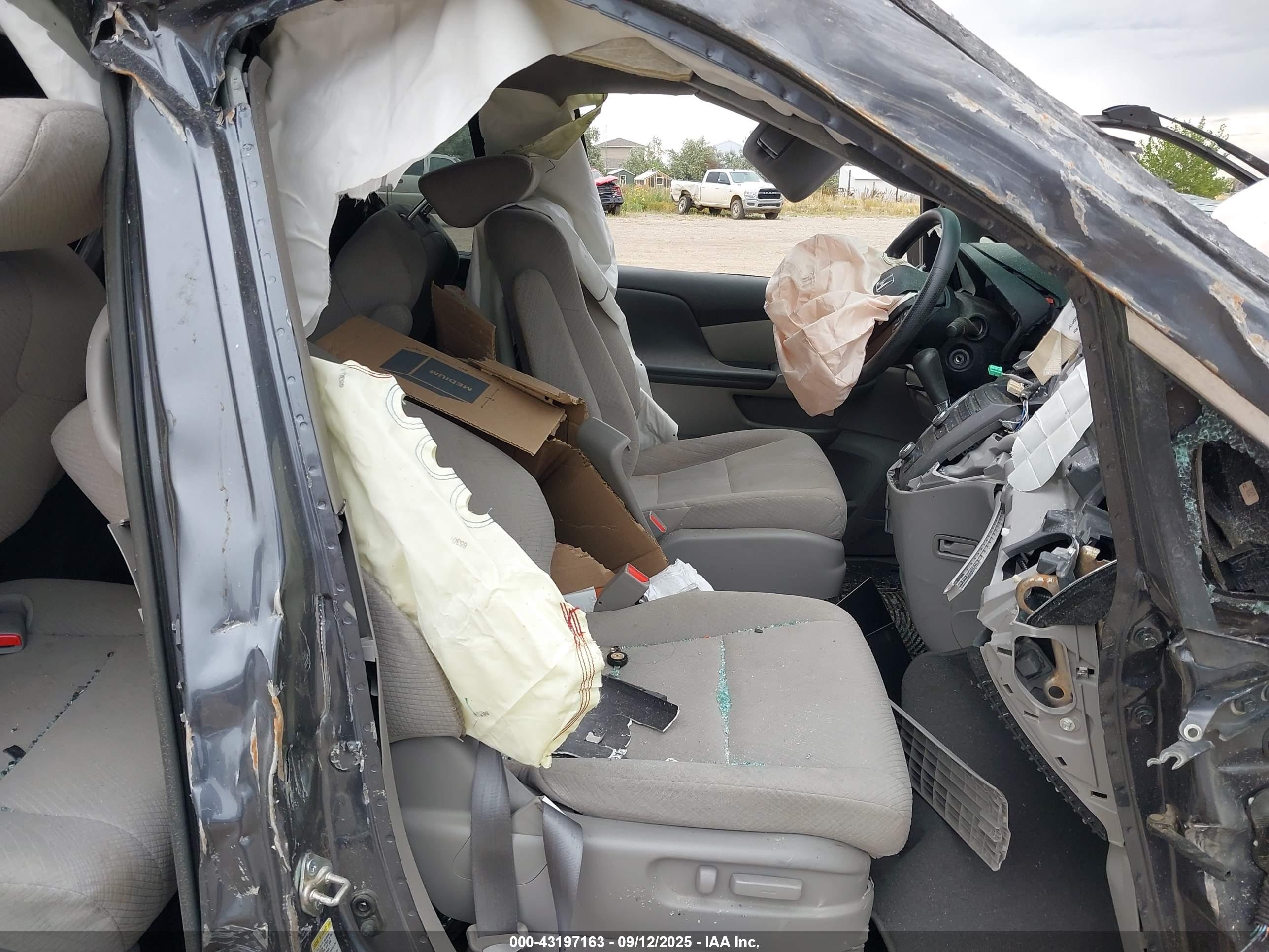 HONDA ODYSSEY image 5