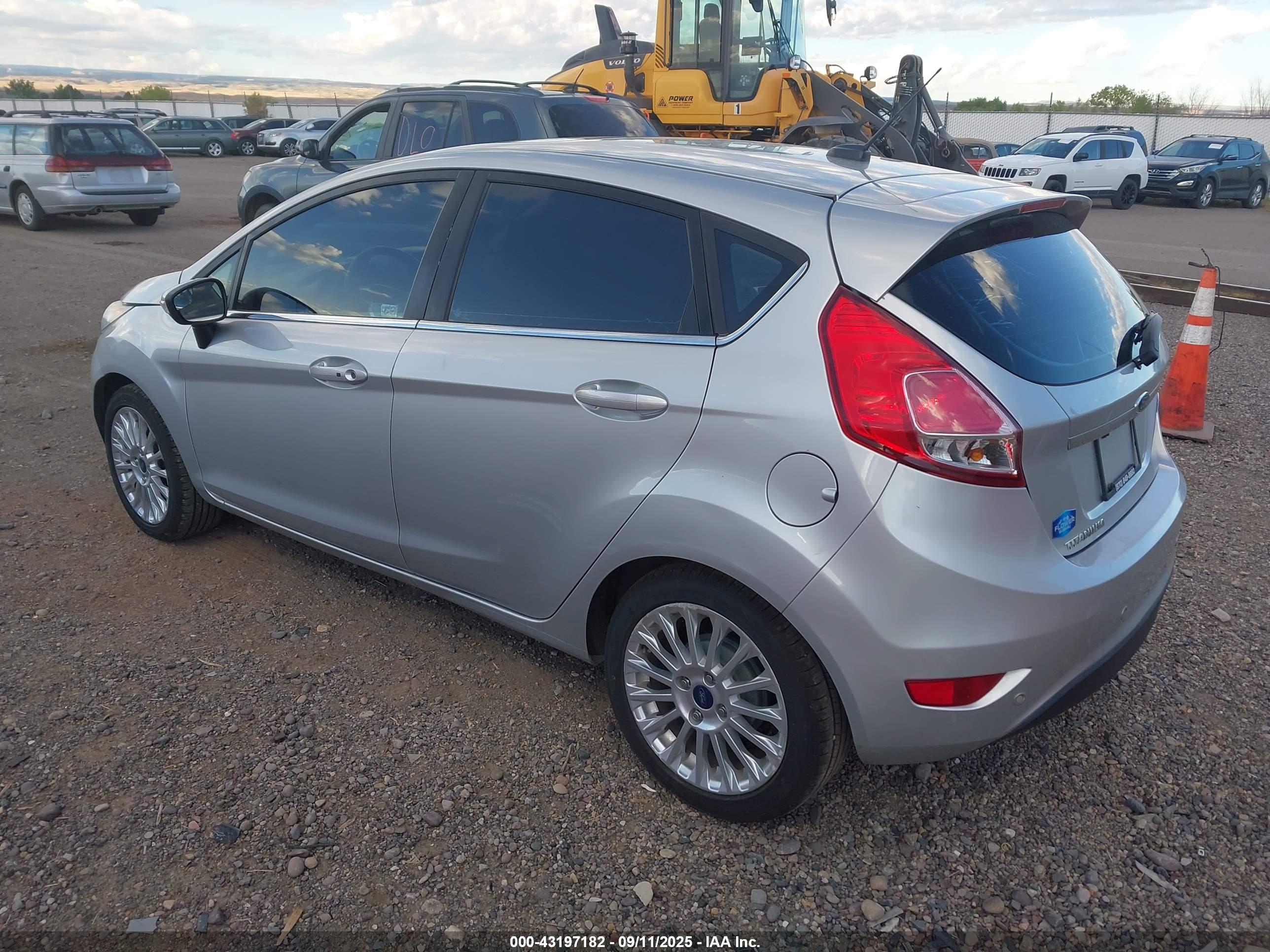 FORD FIESTA image 3