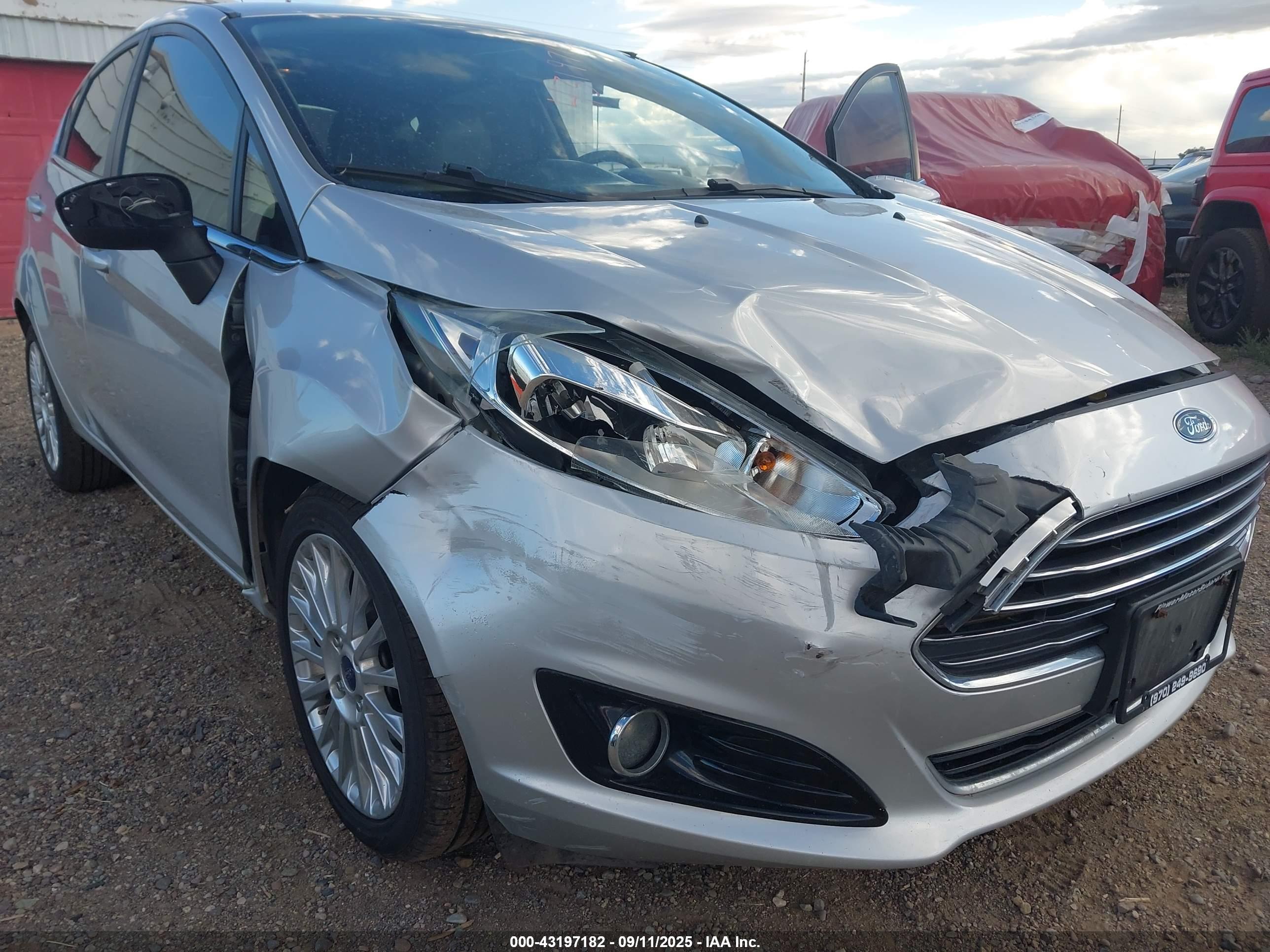 FORD FIESTA image 6