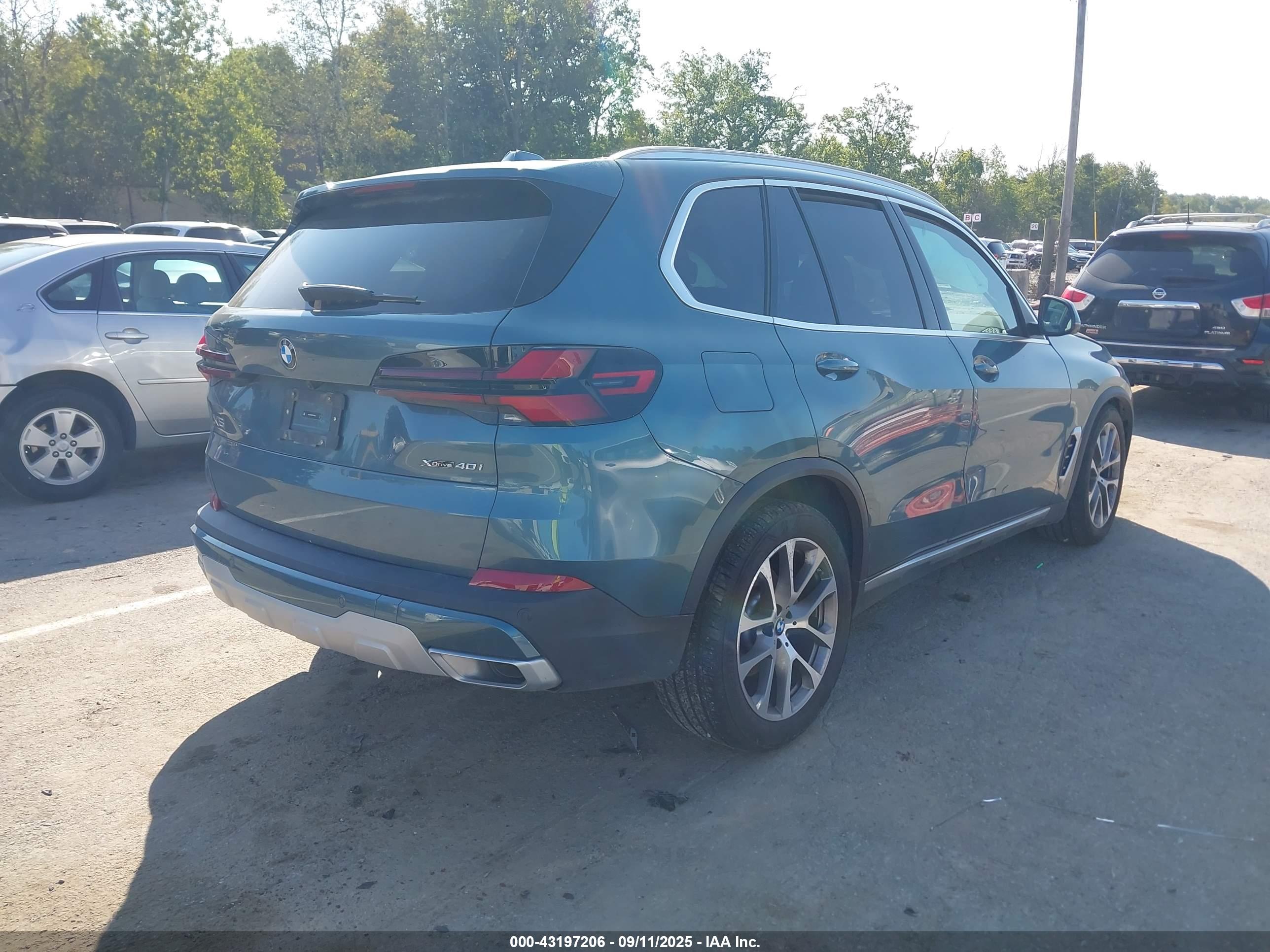 BMW X5 image 4