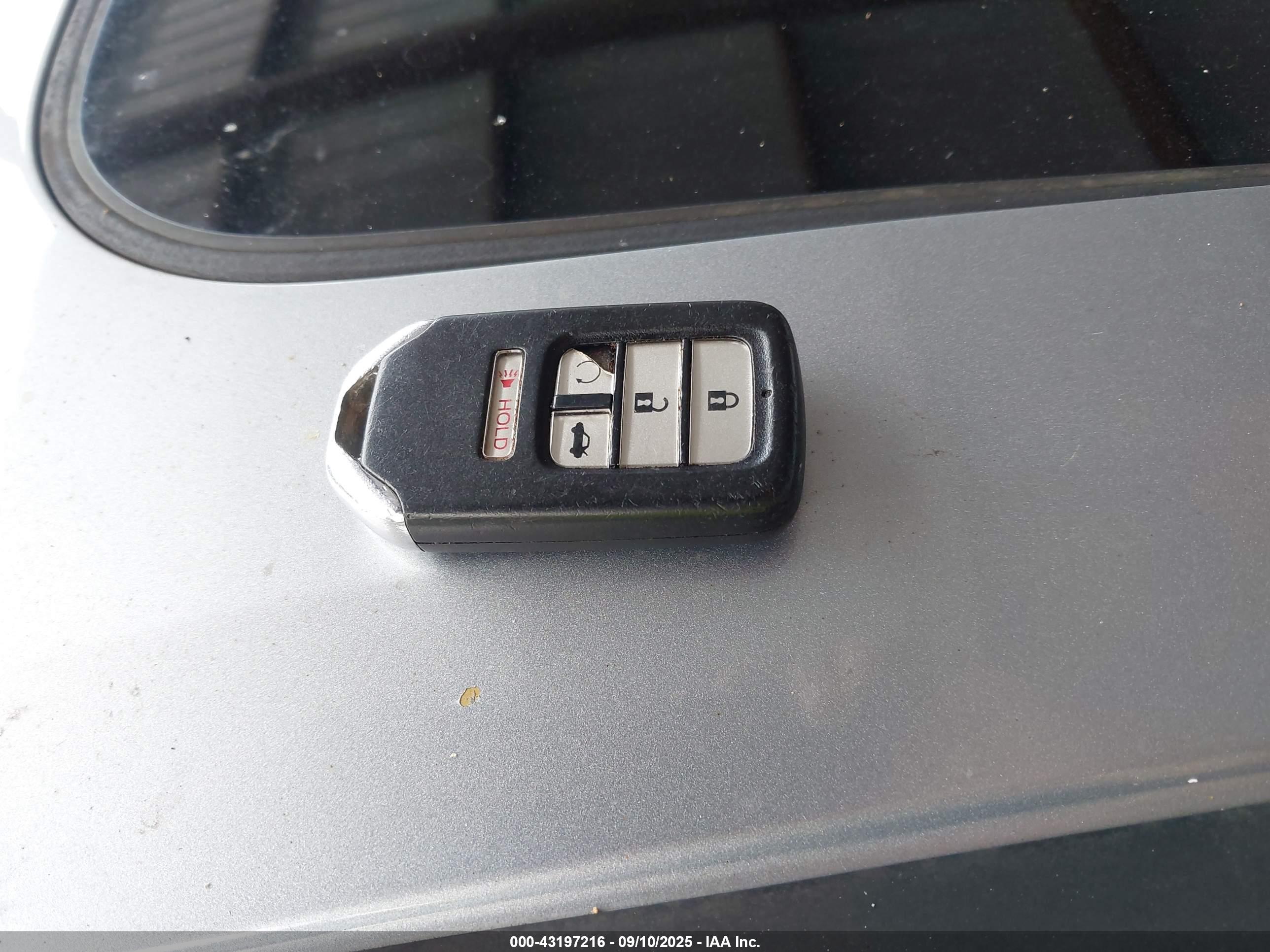 HONDA CIVIC image 11